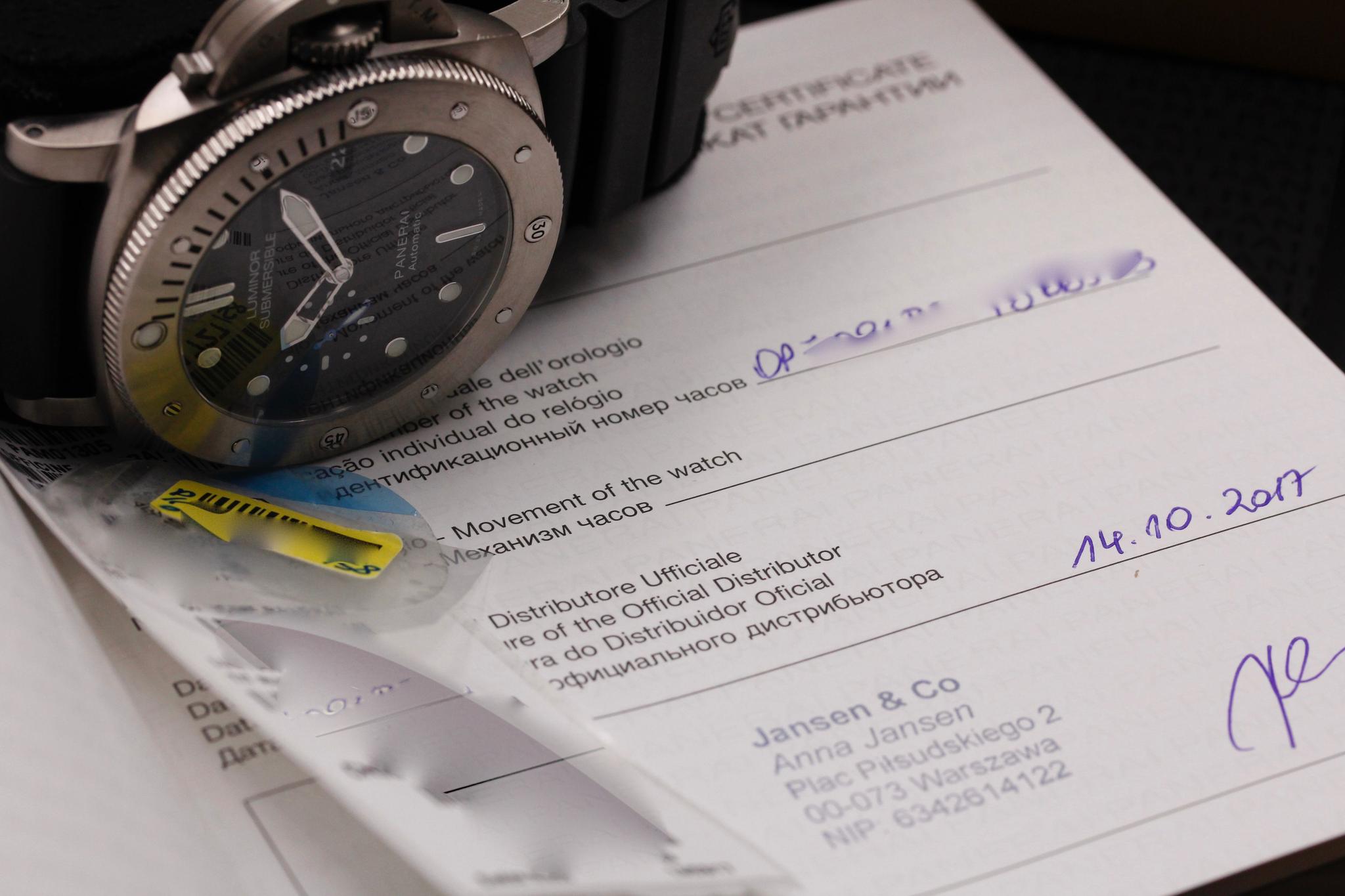 Watch Image 11