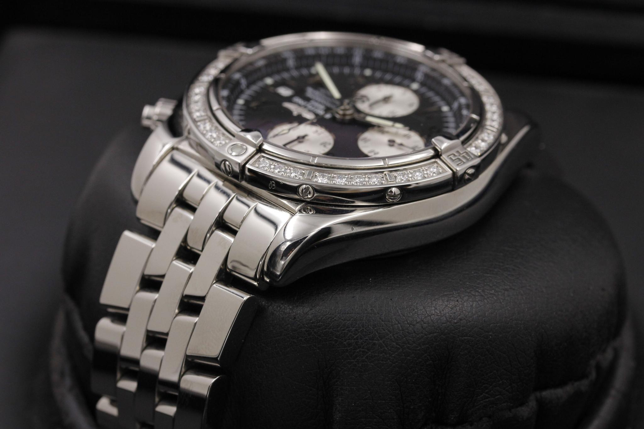 Watch Image 5