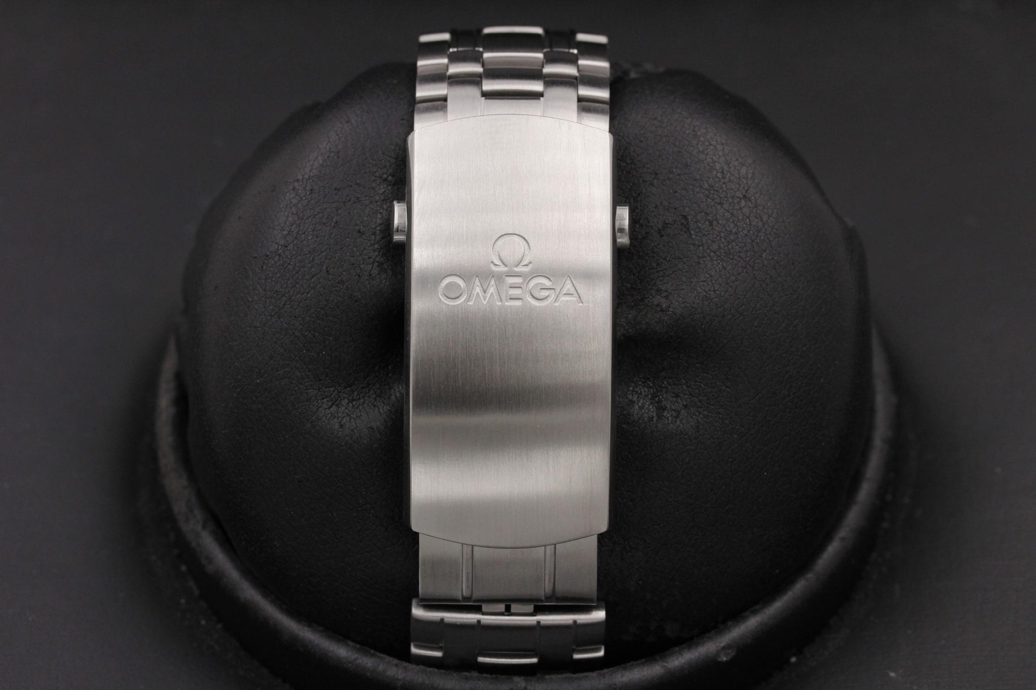 Watch Image 8