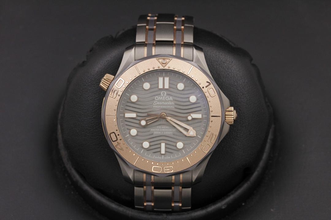 Omega Seamaster 300m 210.60.42.20.99.001
