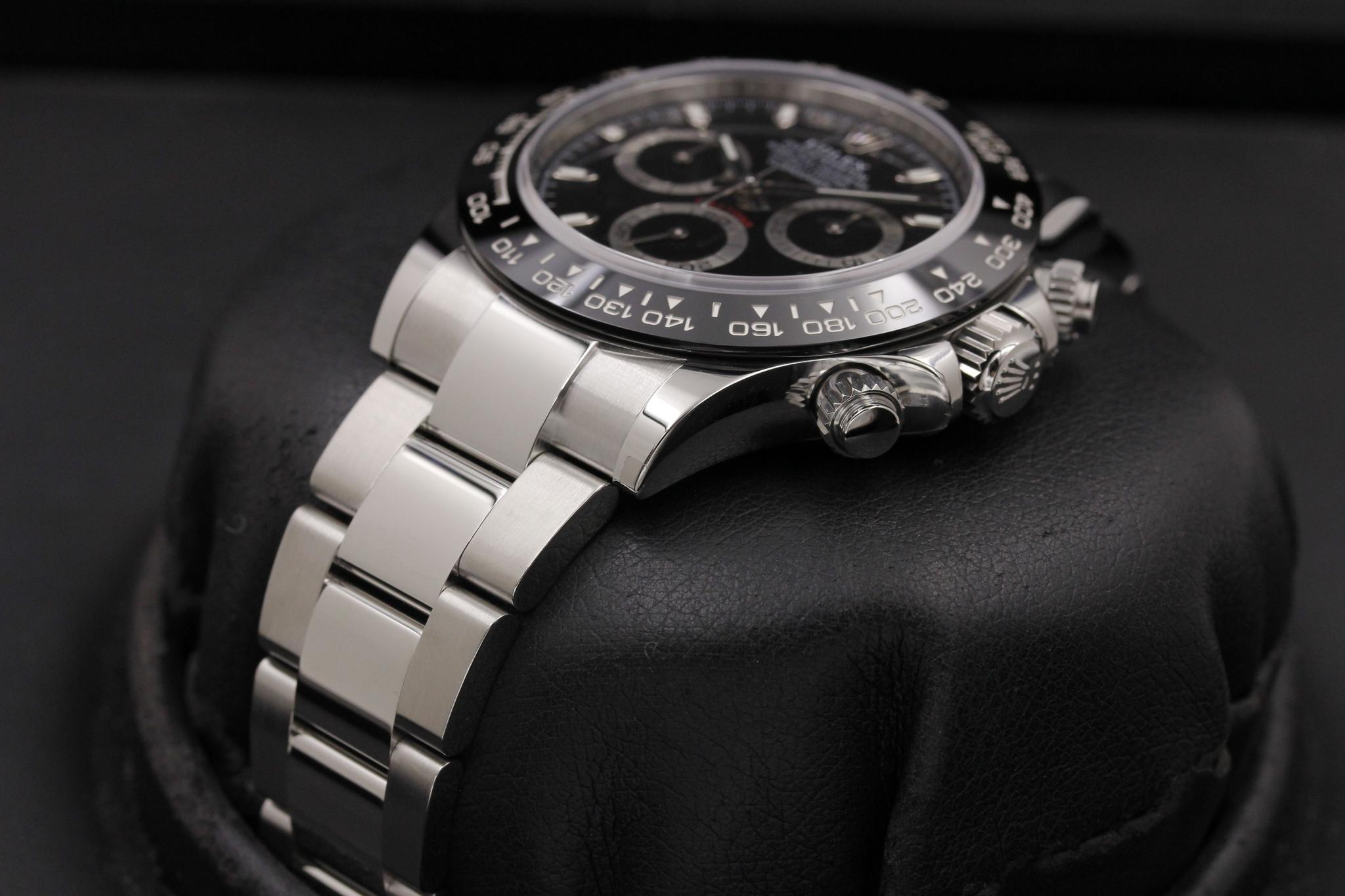 Watch Image 2