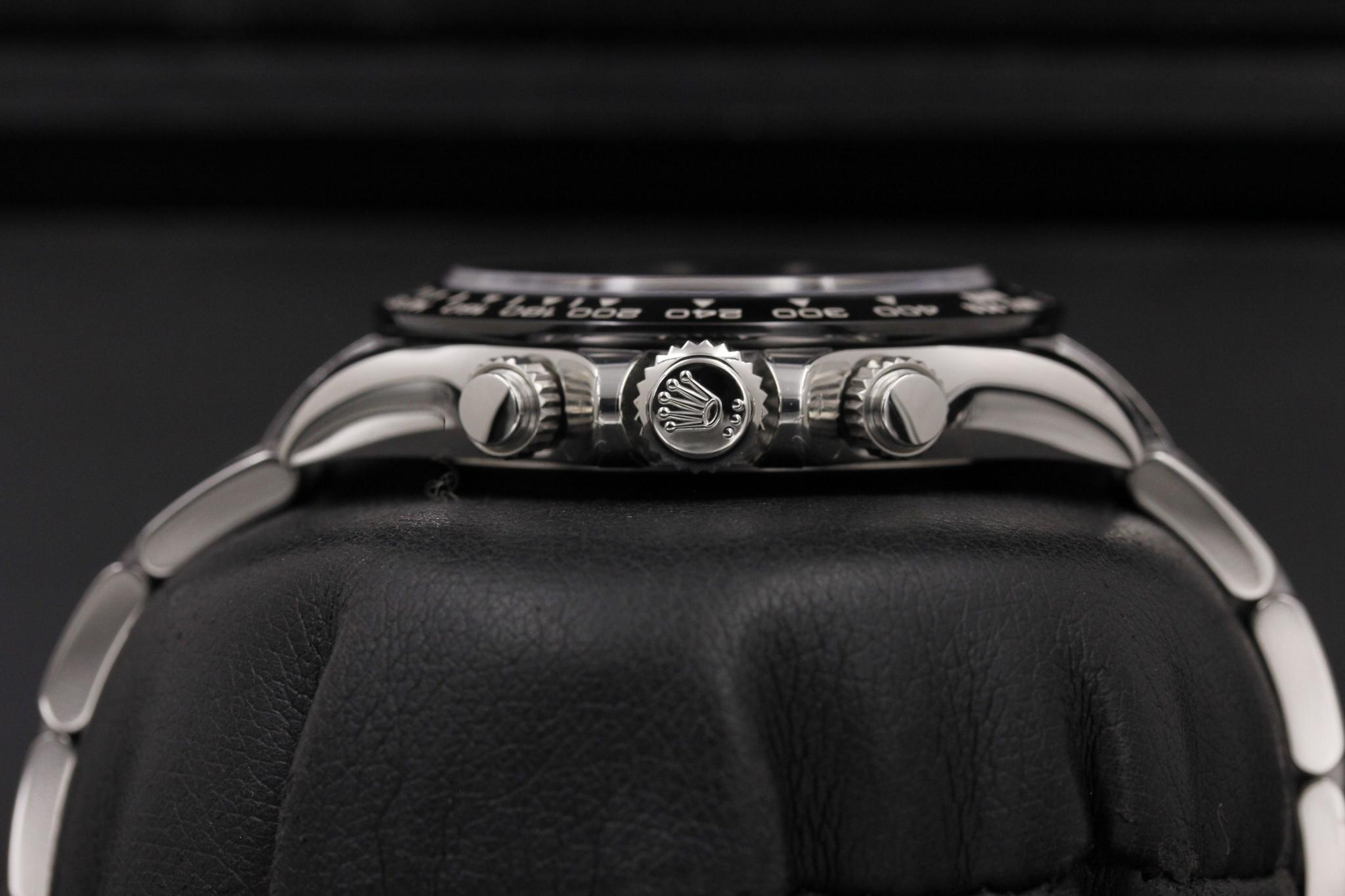 Watch Image 3