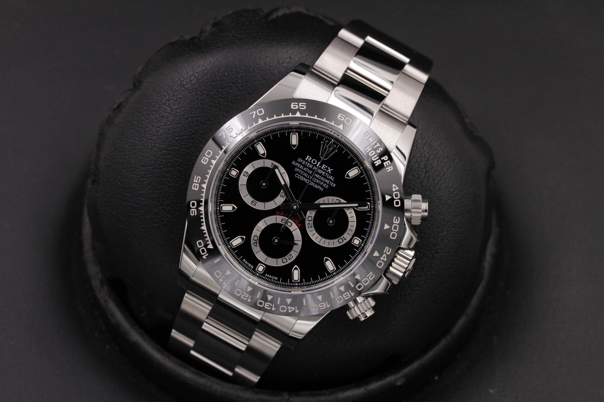 Watch Image 9