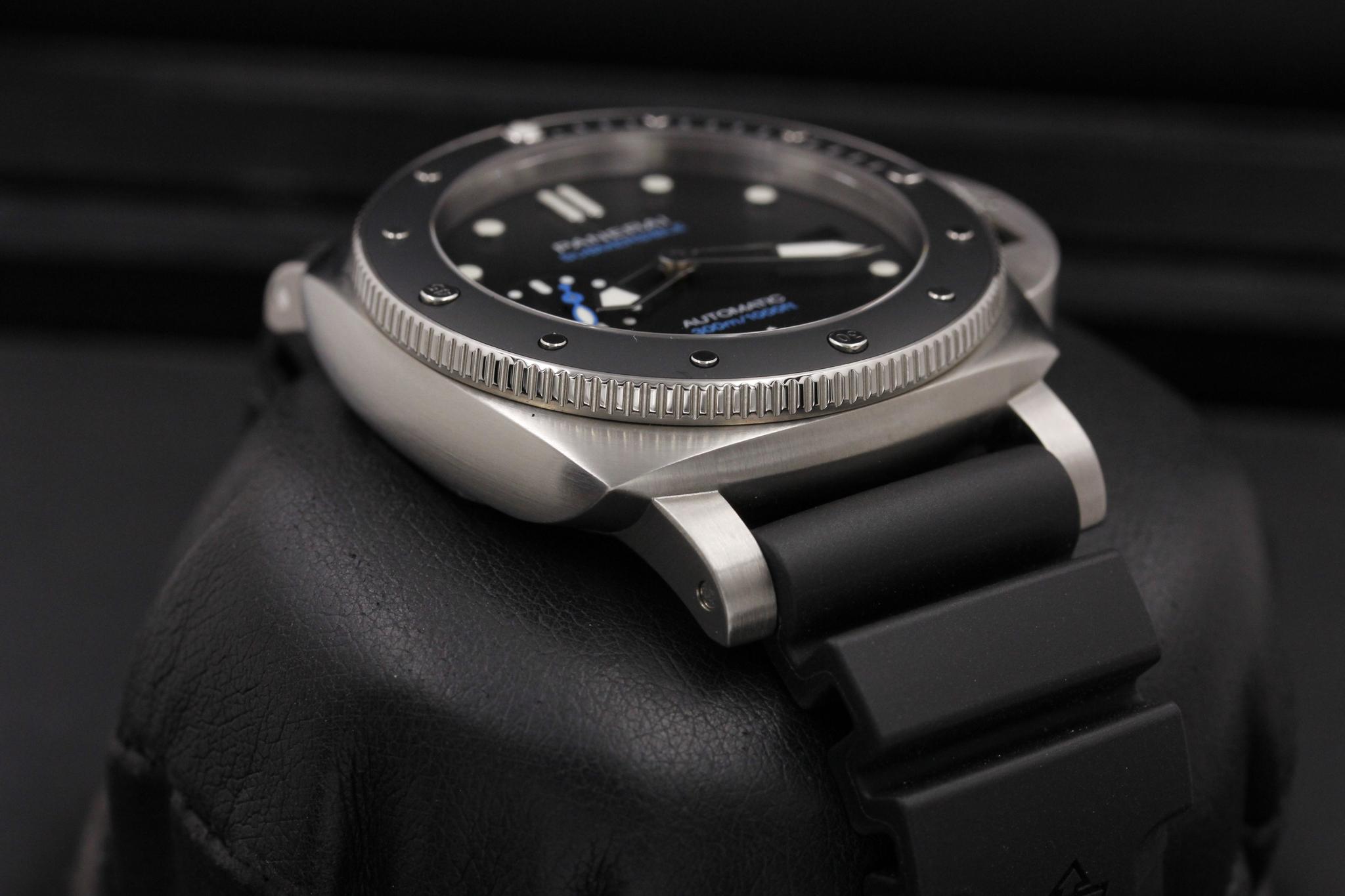 Watch Image 6