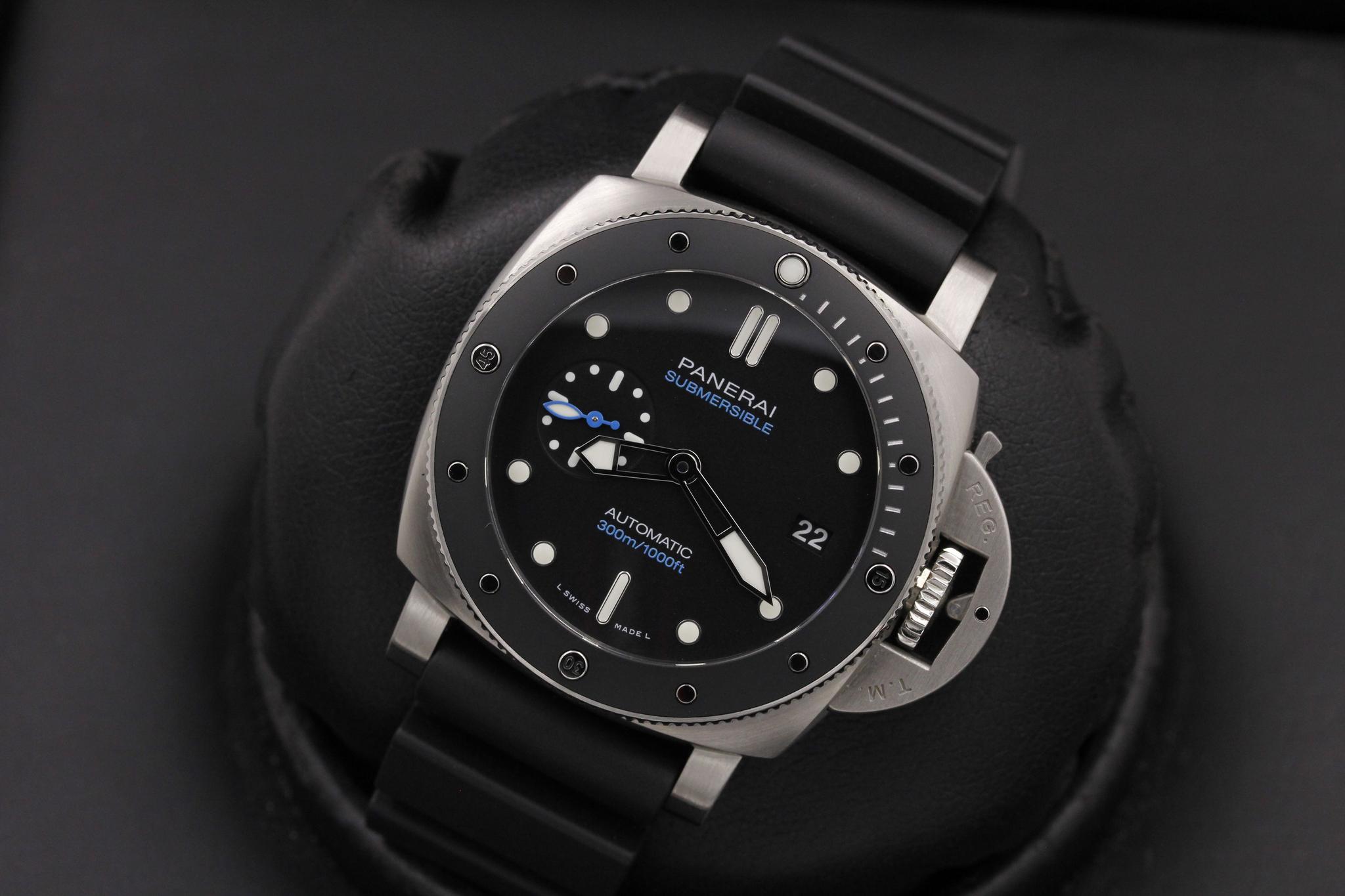 Watch Image 9