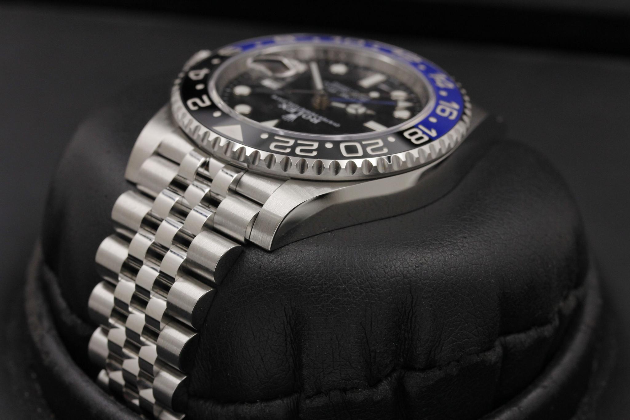 Watch Image 6