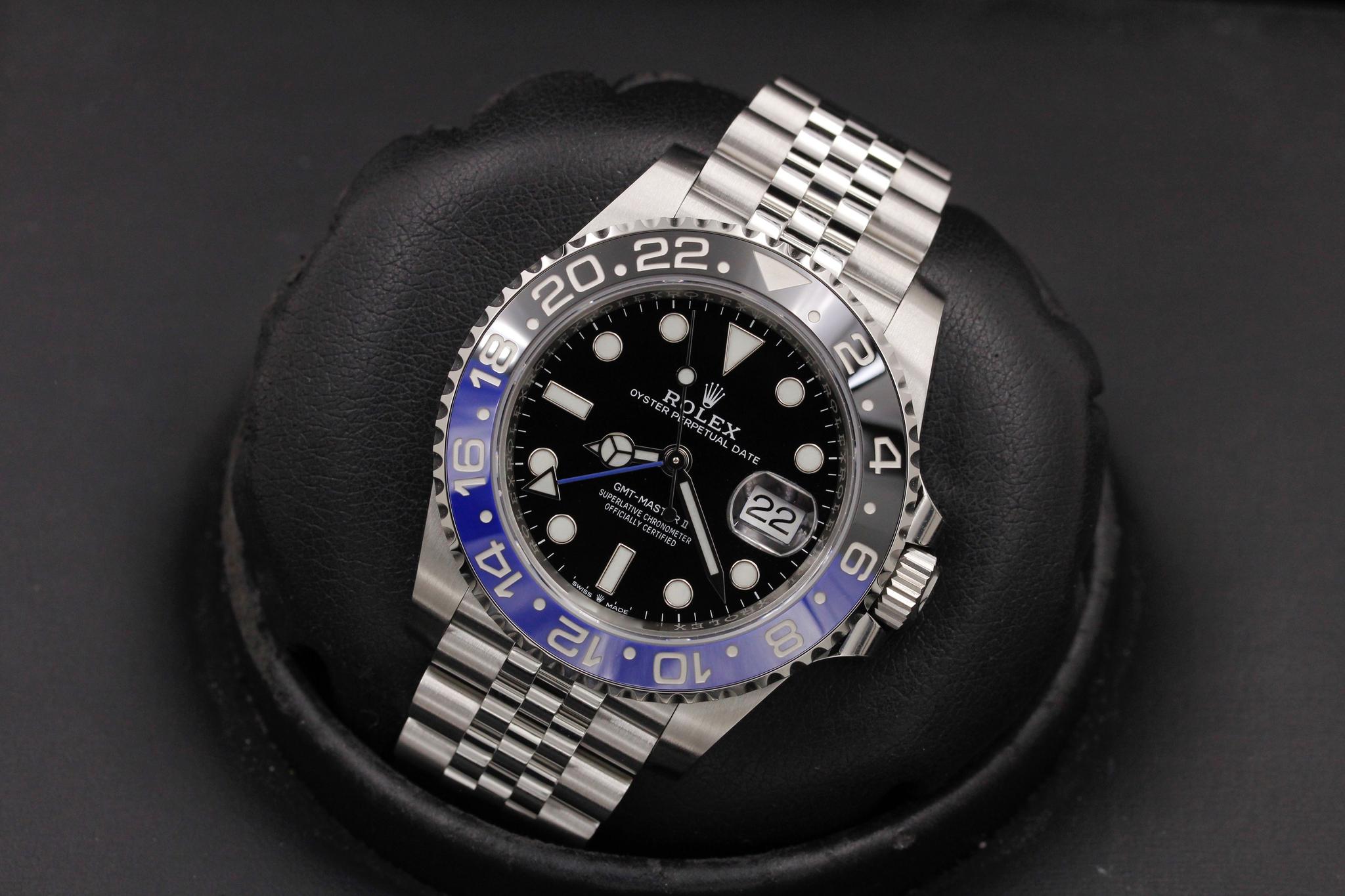 Watch Image 9