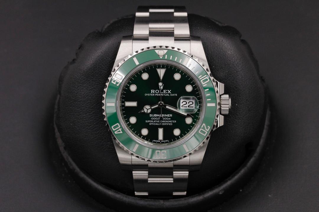 Rolex Submariner "Hulk" 116610