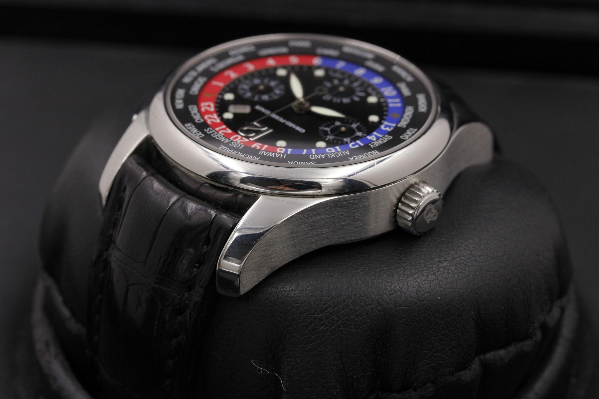 Watch Image 5