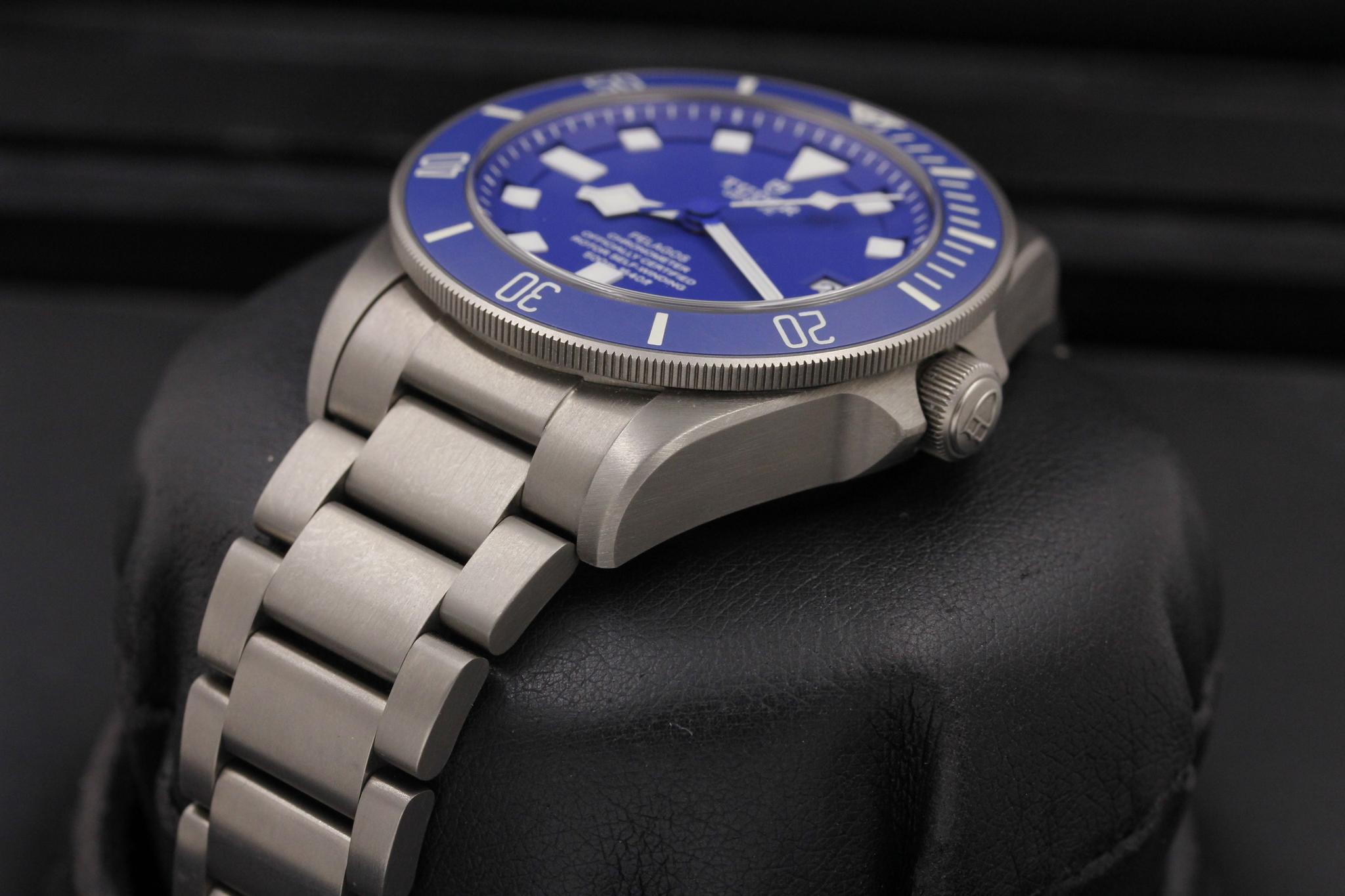 Watch Image 2