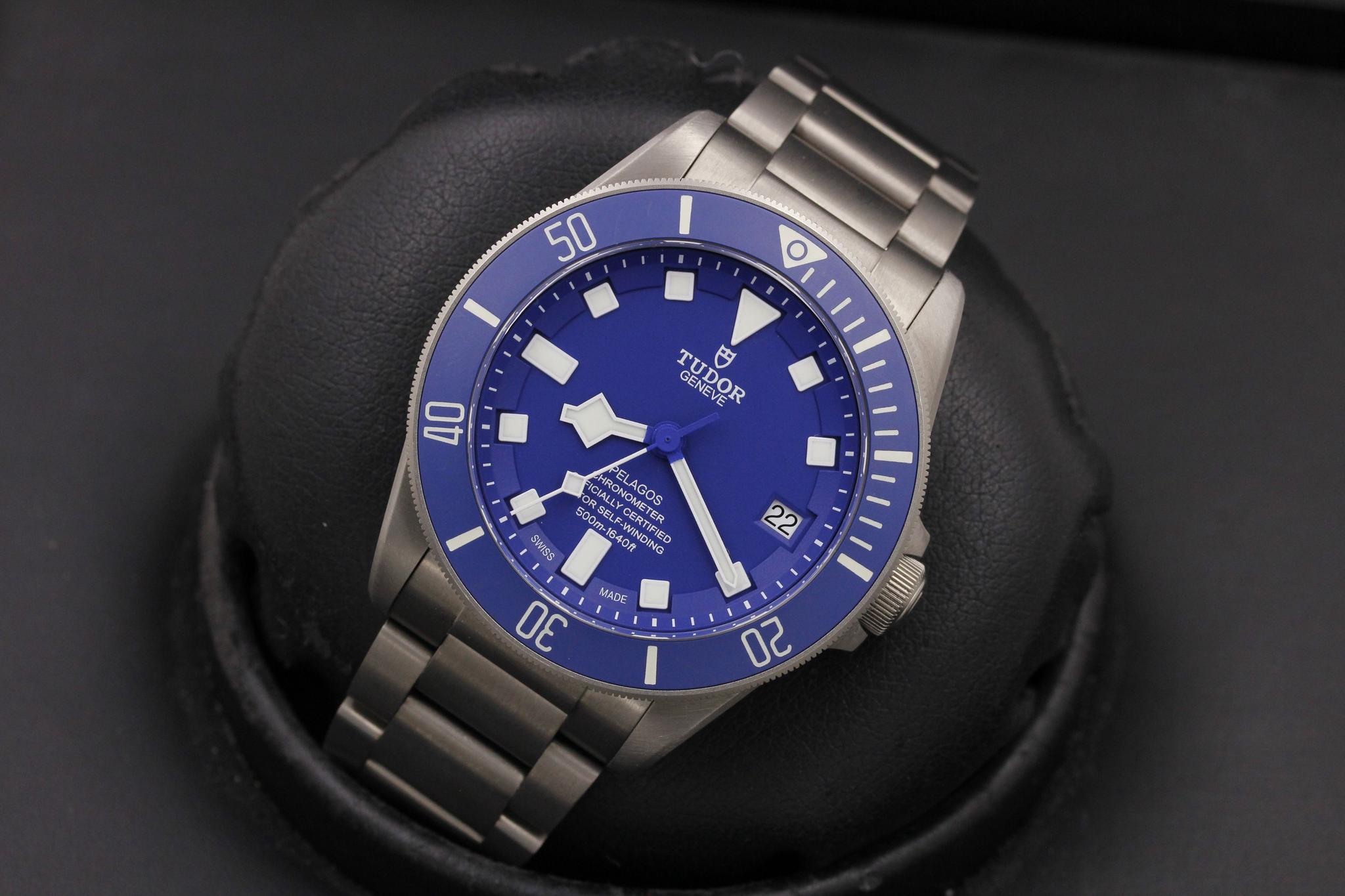 Watch Image 9