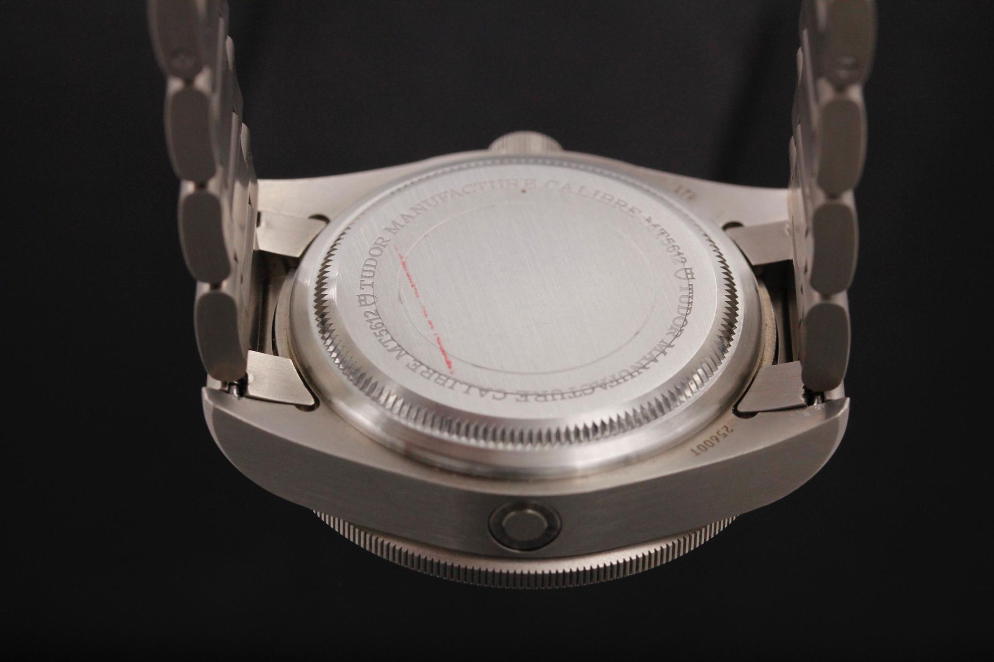 Watch Image 7
