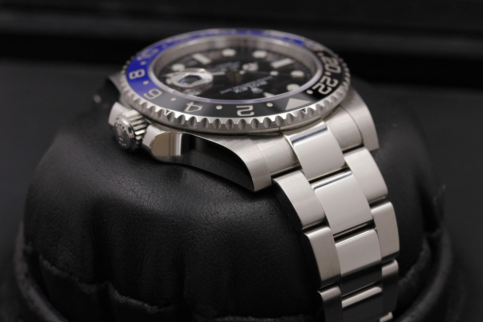 Watch Image 4