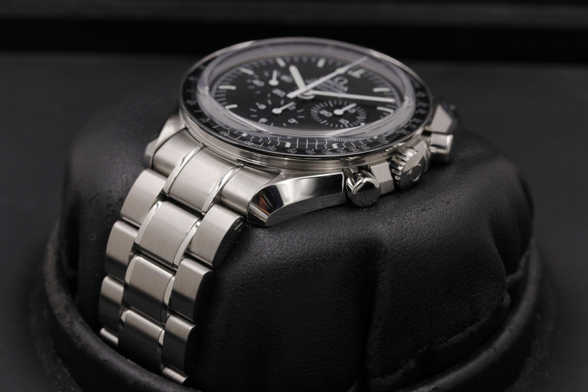 Watch Image 2