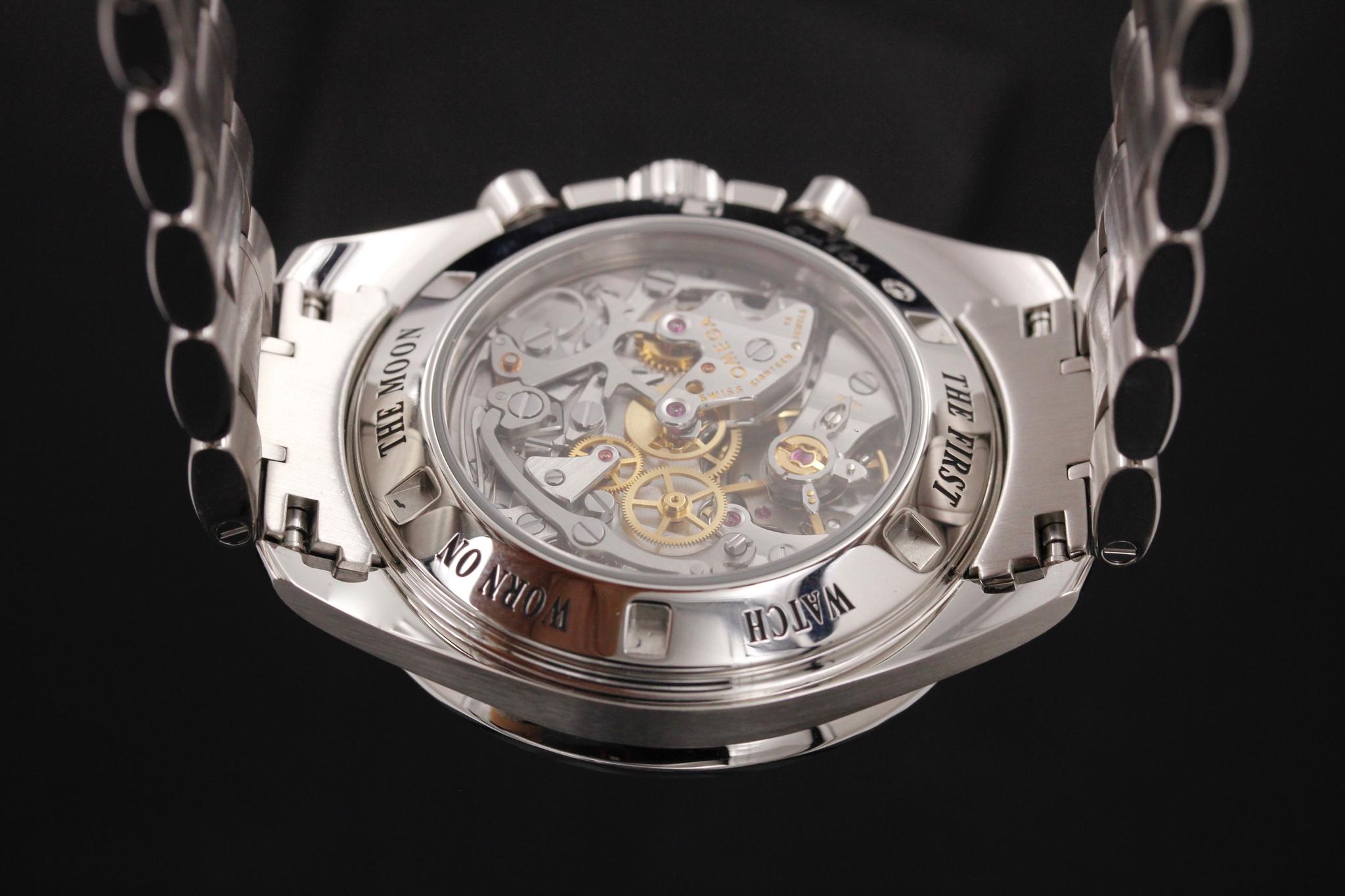 Watch Image 7