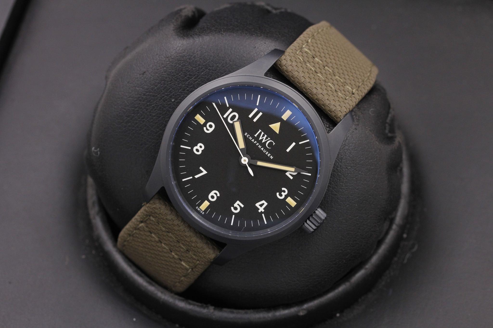 Watch Image 9