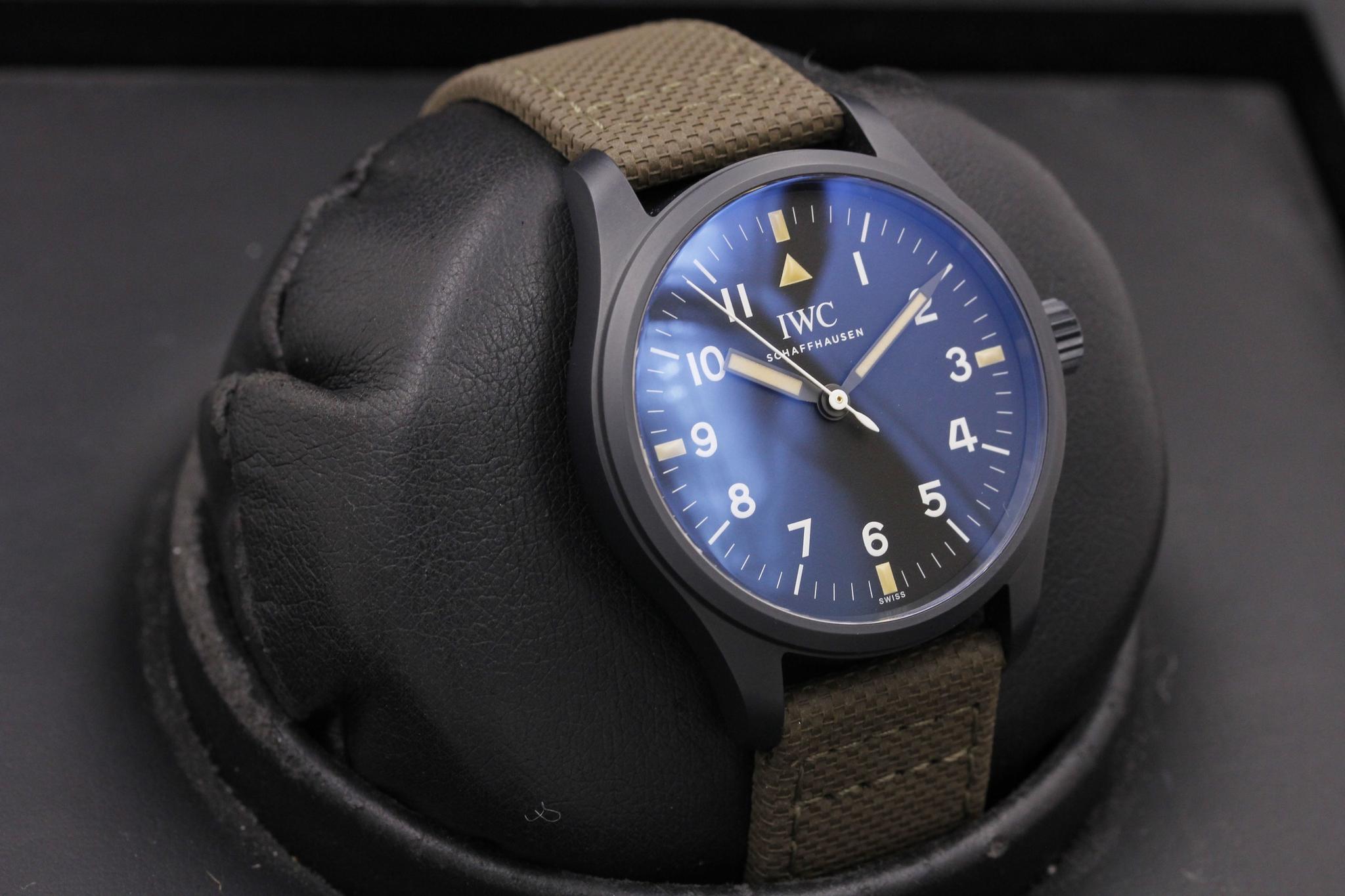 Watch Image 10