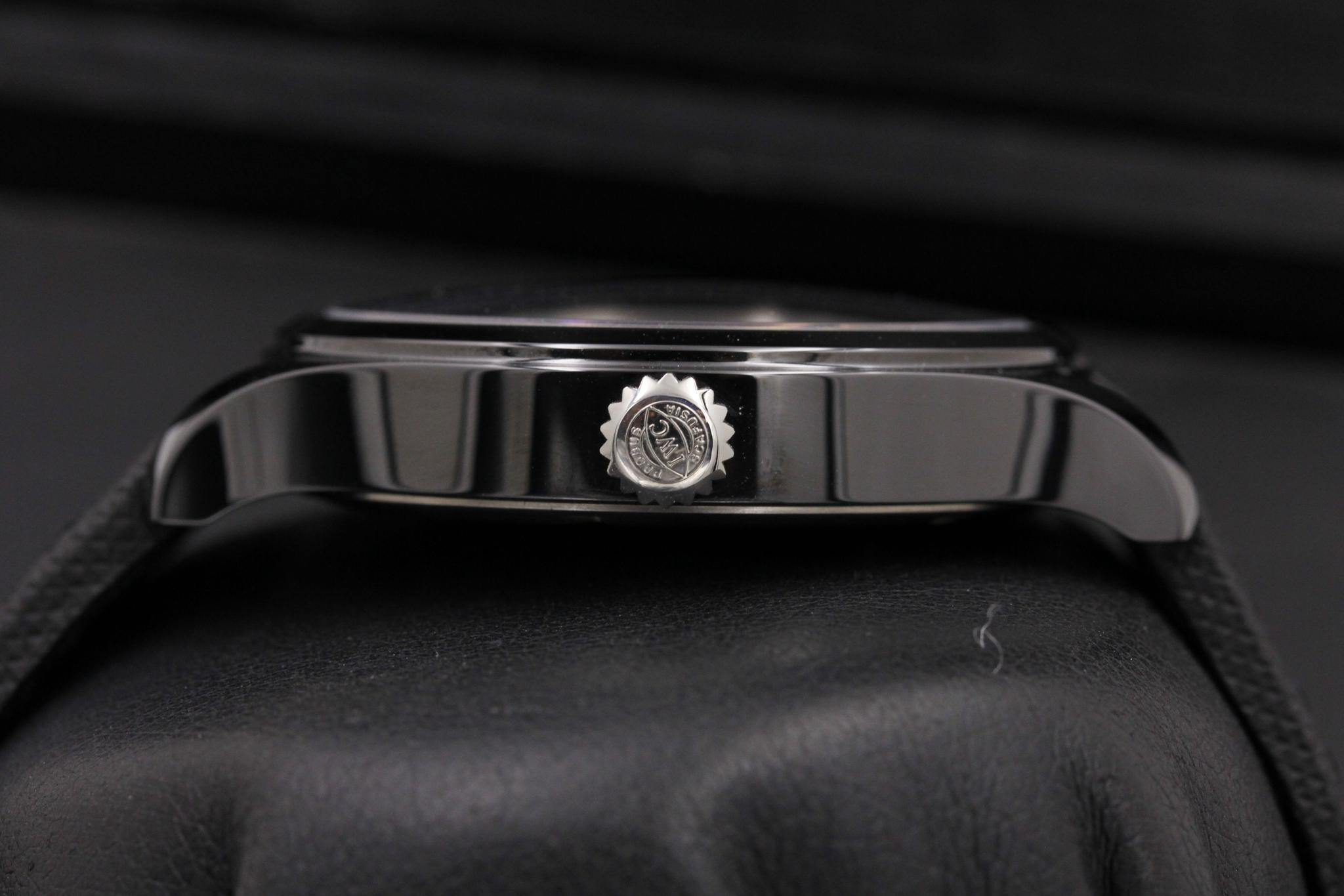 Watch Image 3