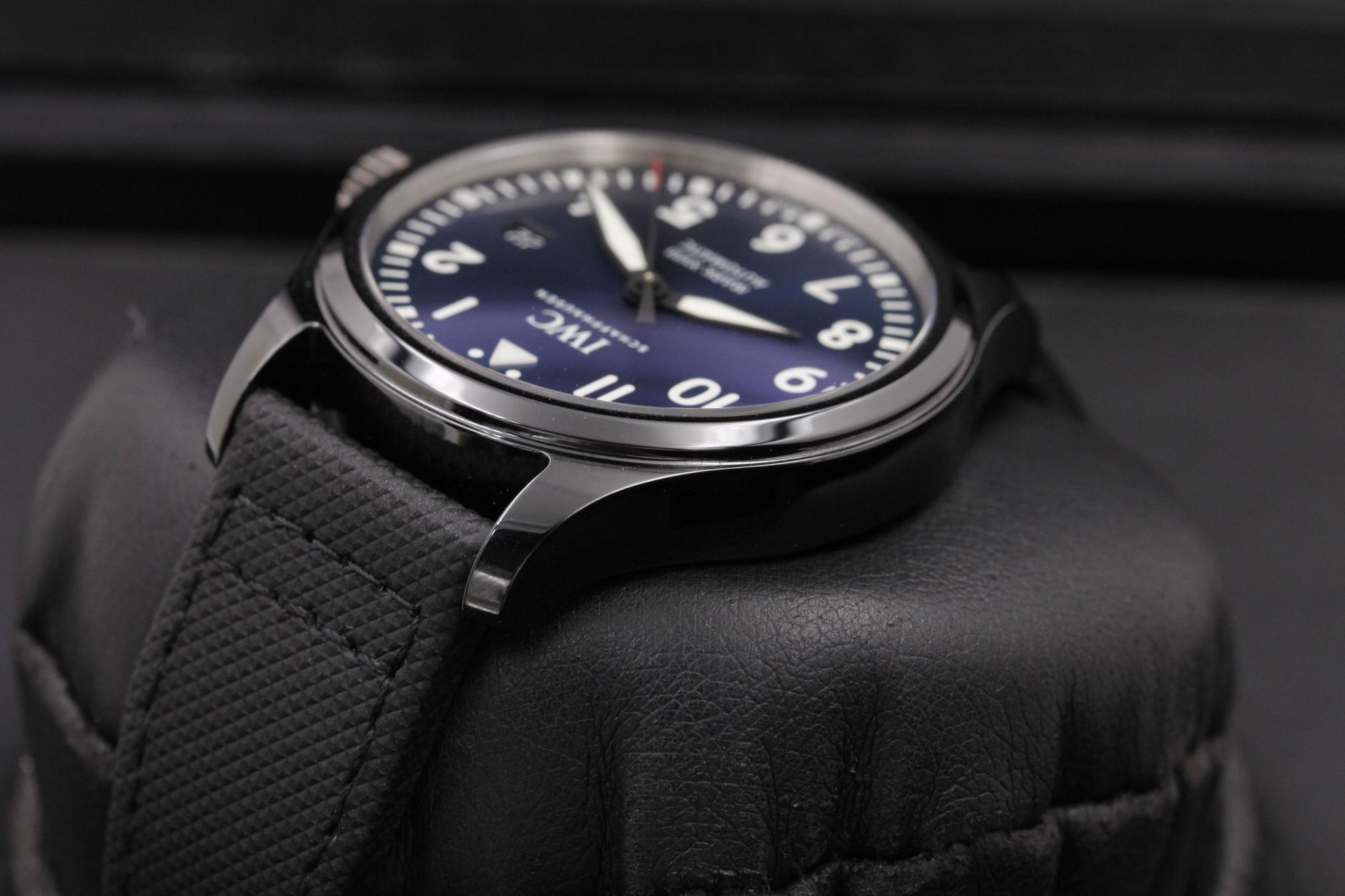 Watch Image 5