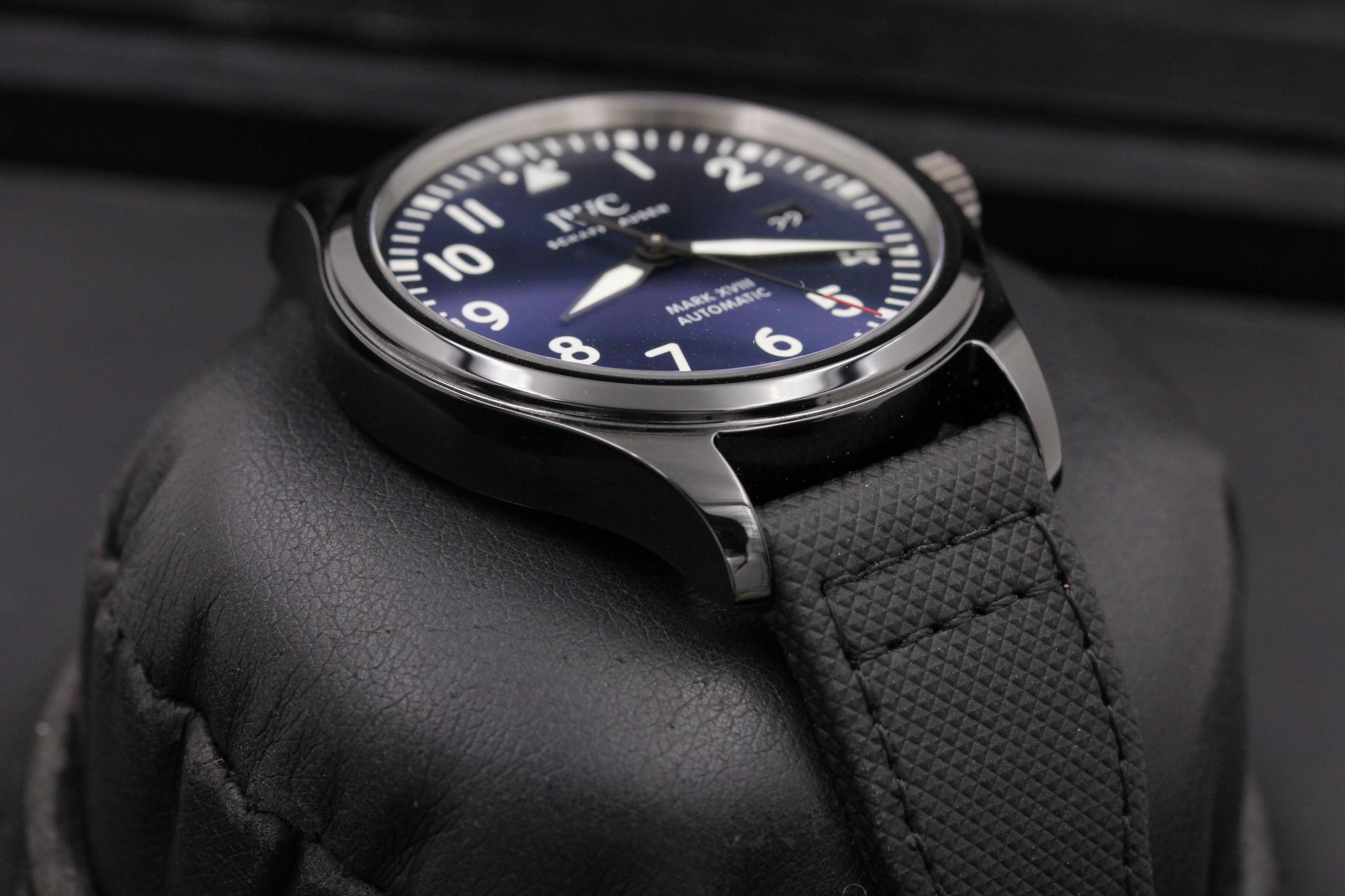 Watch Image 6