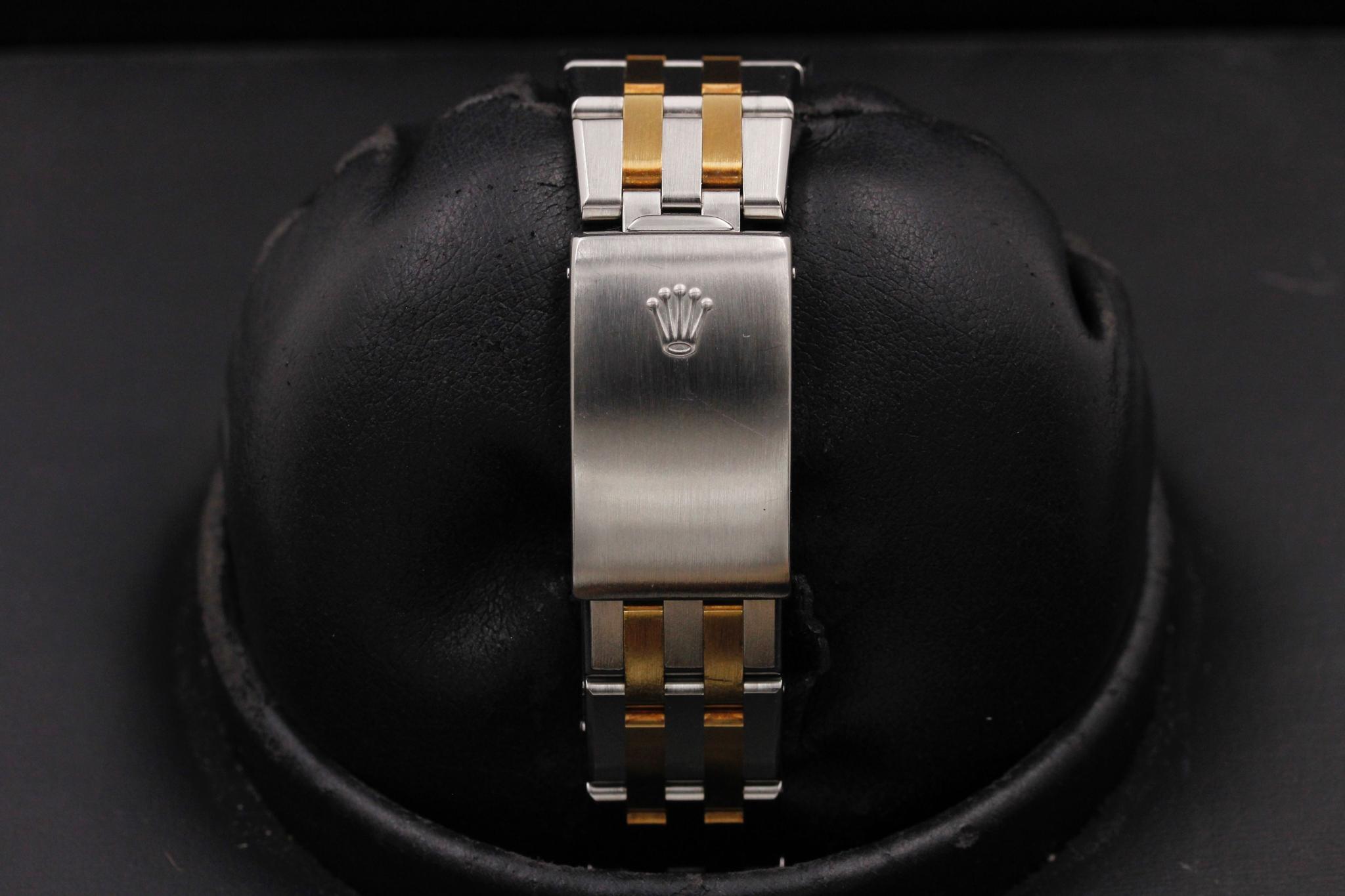 Watch Image 8