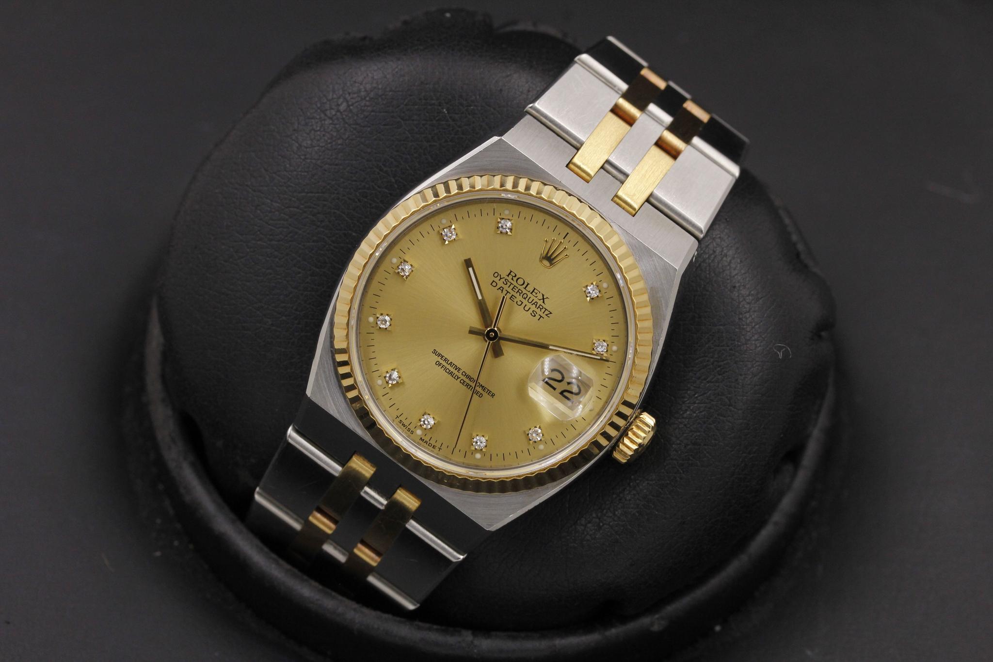 Watch Image 11