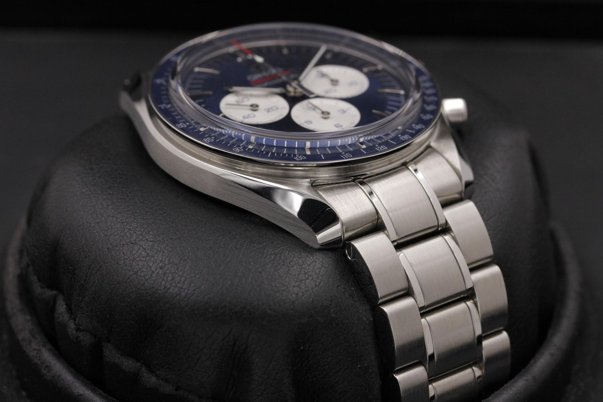 Watch Image 6