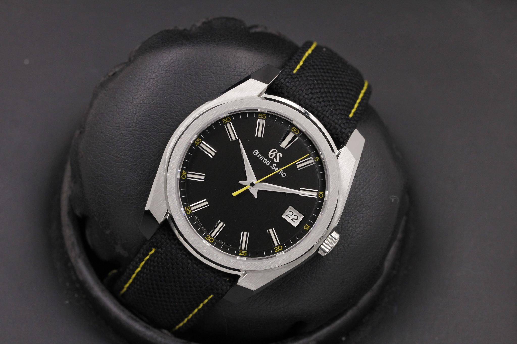 Watch Image 8