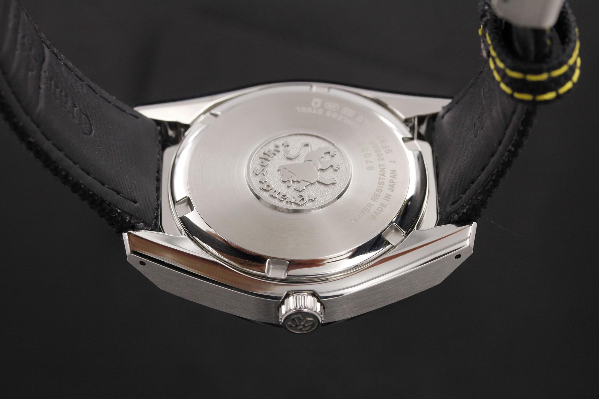 Watch Image 6