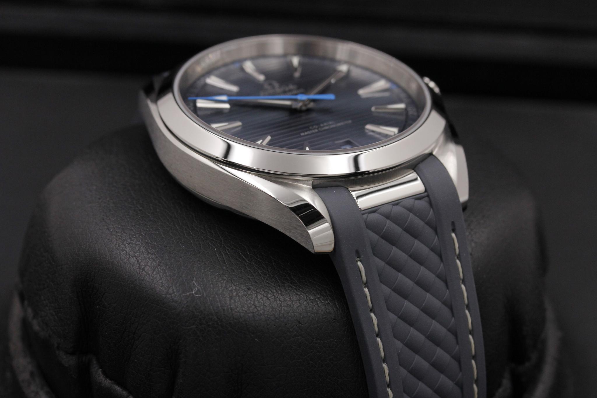 Watch Image 6