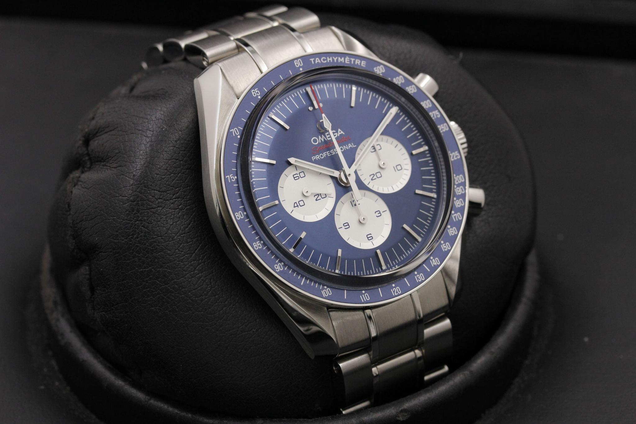 Watch Image 10