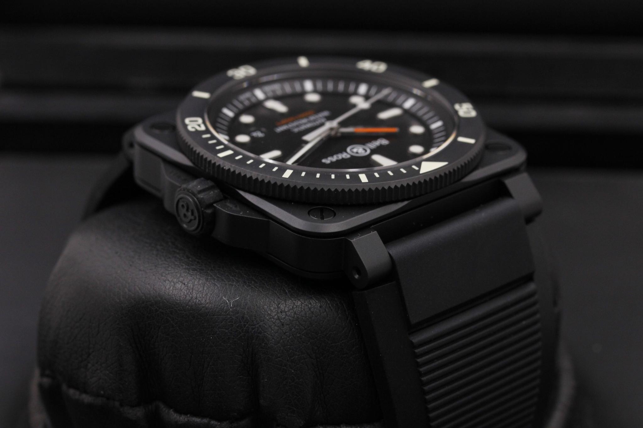 Watch Image 4
