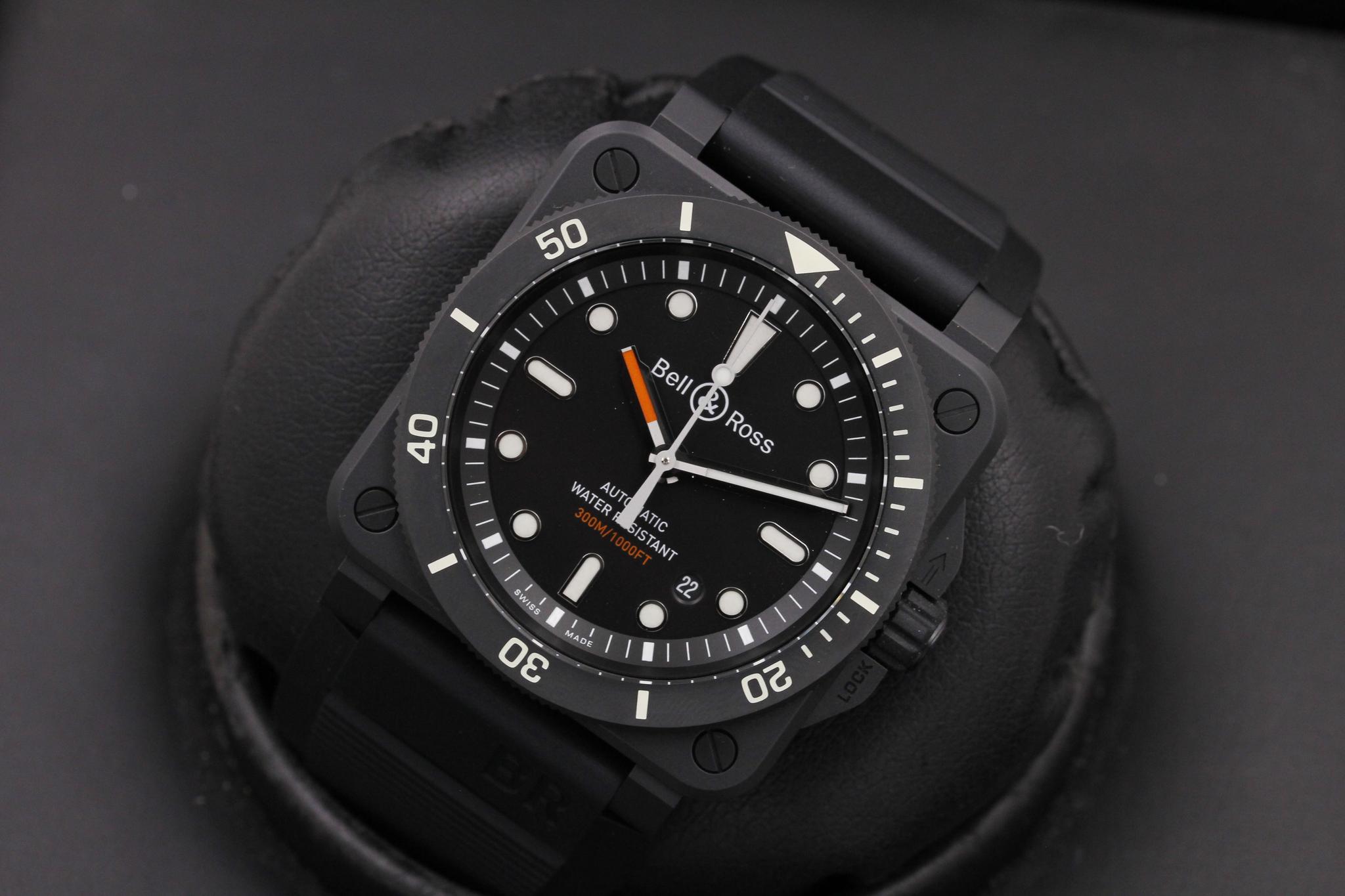 Watch Image 9
