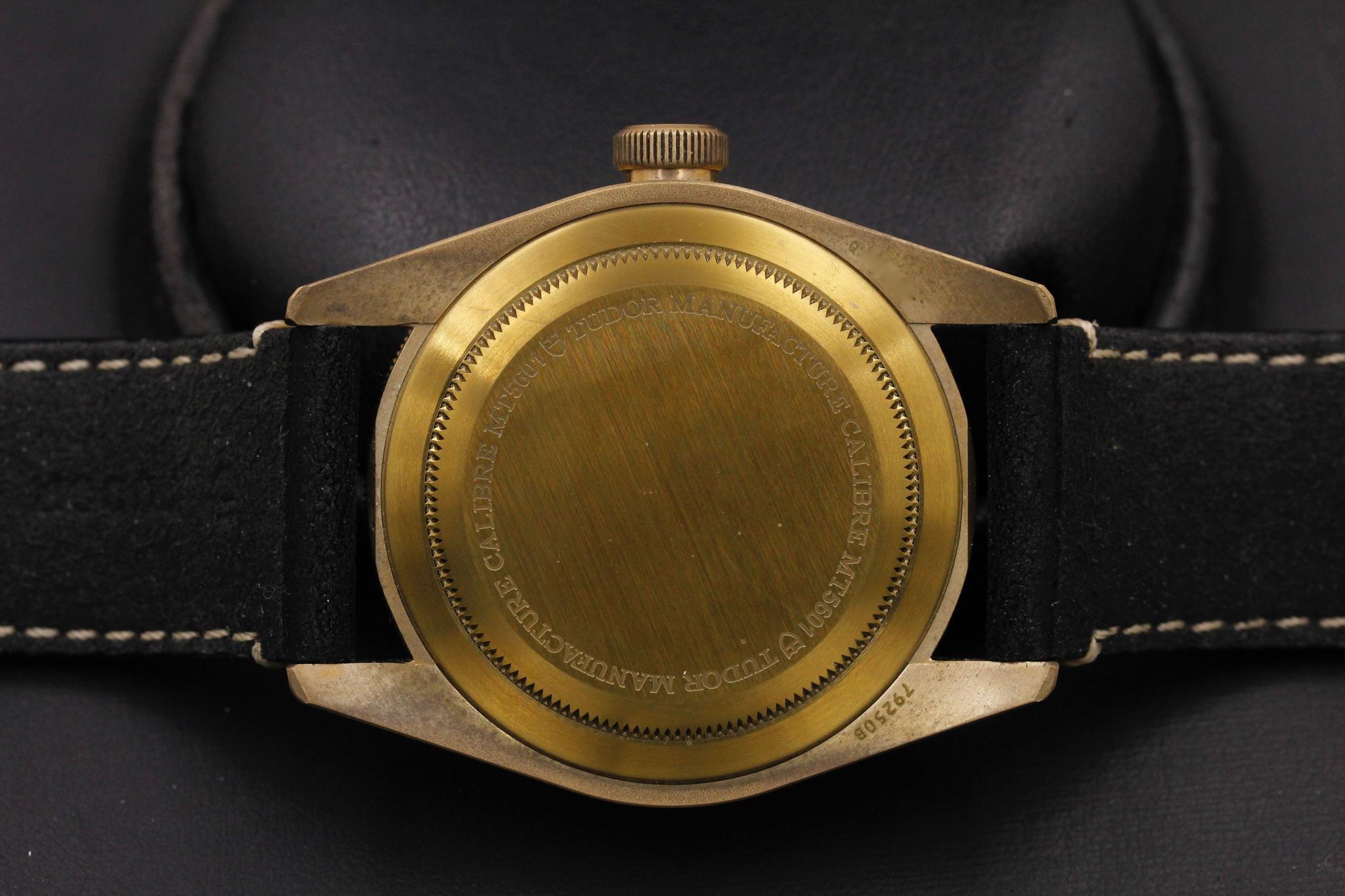 Watch Image 7