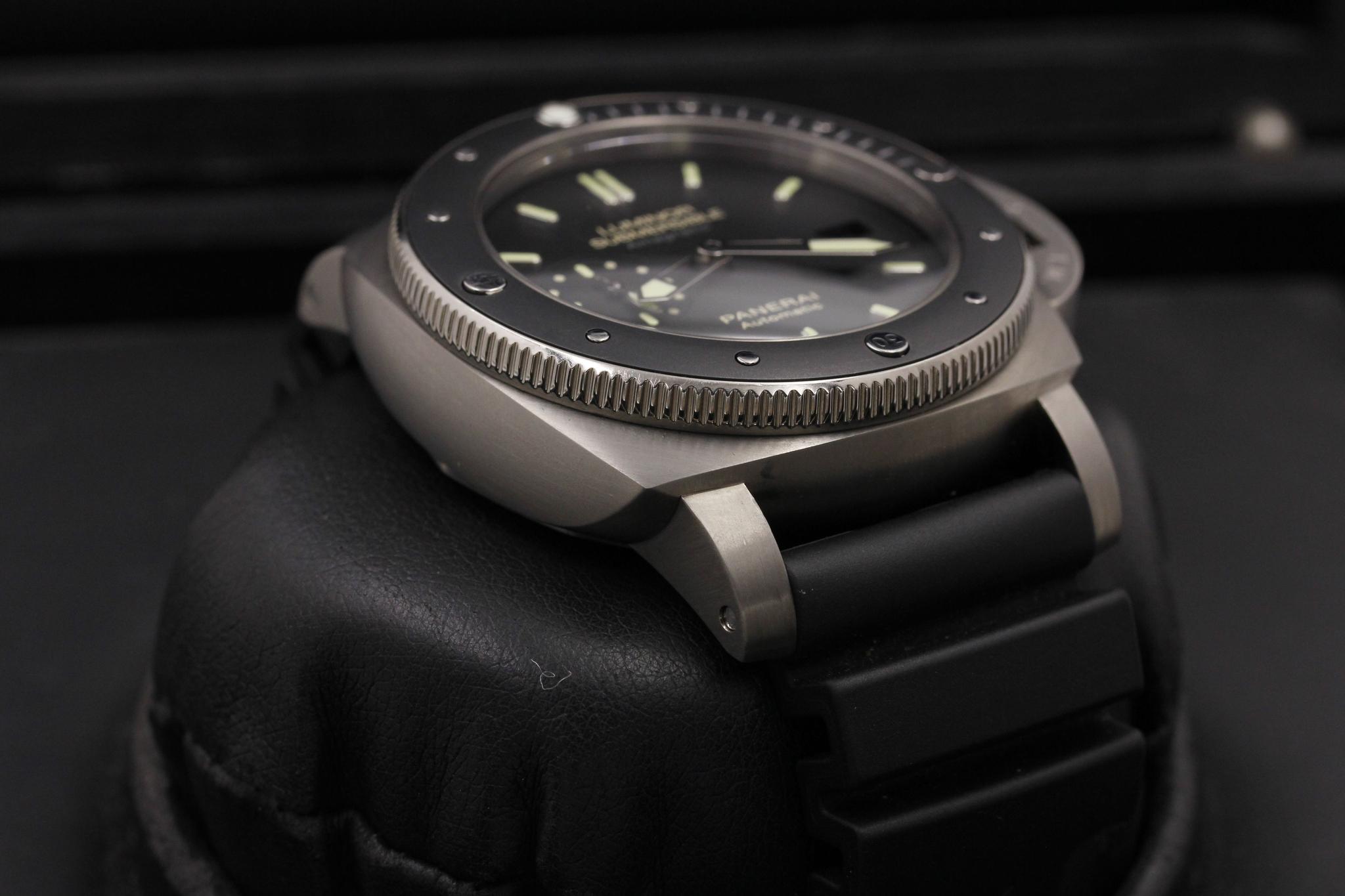 Watch Image 6