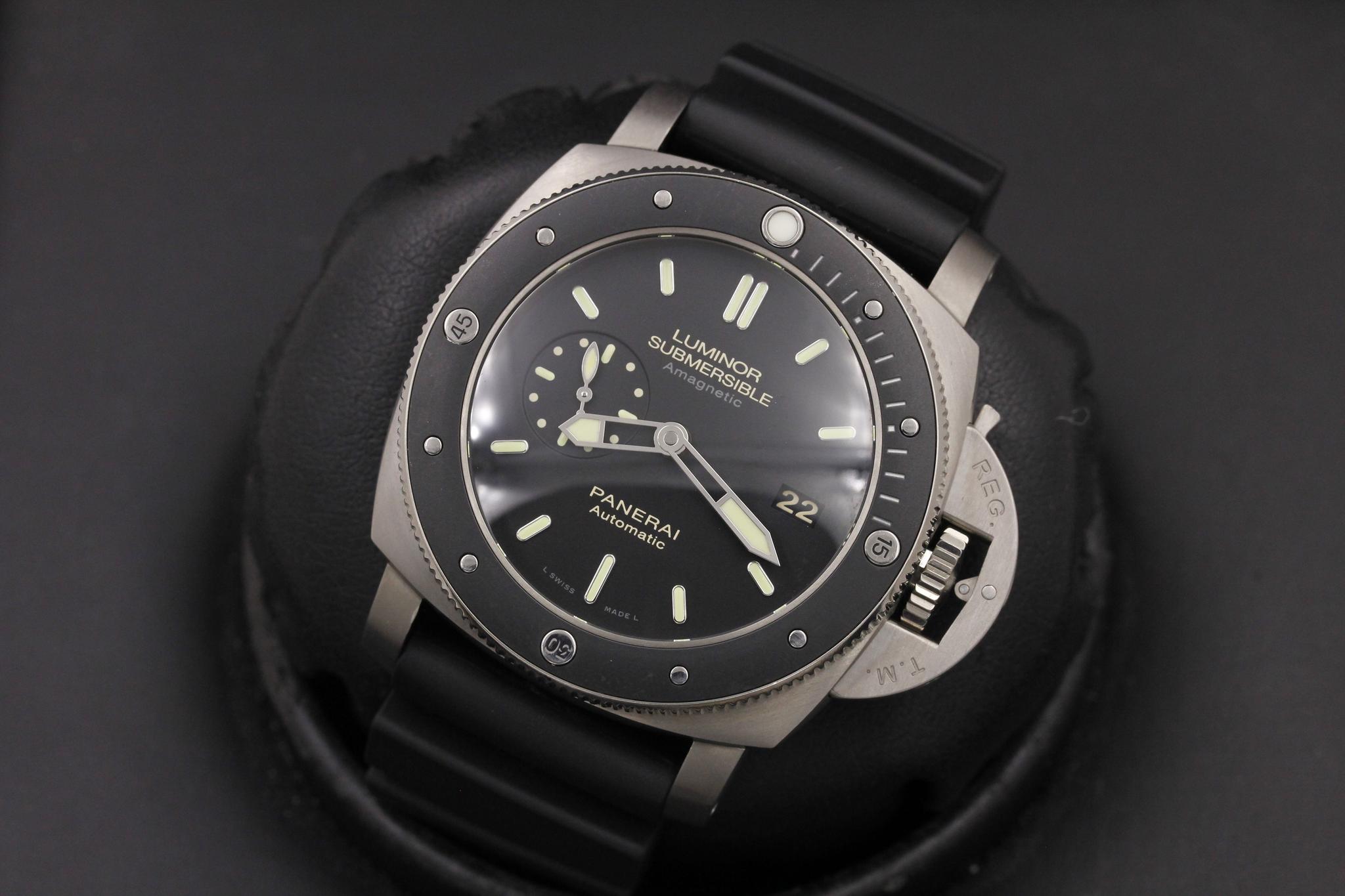 Watch Image 9