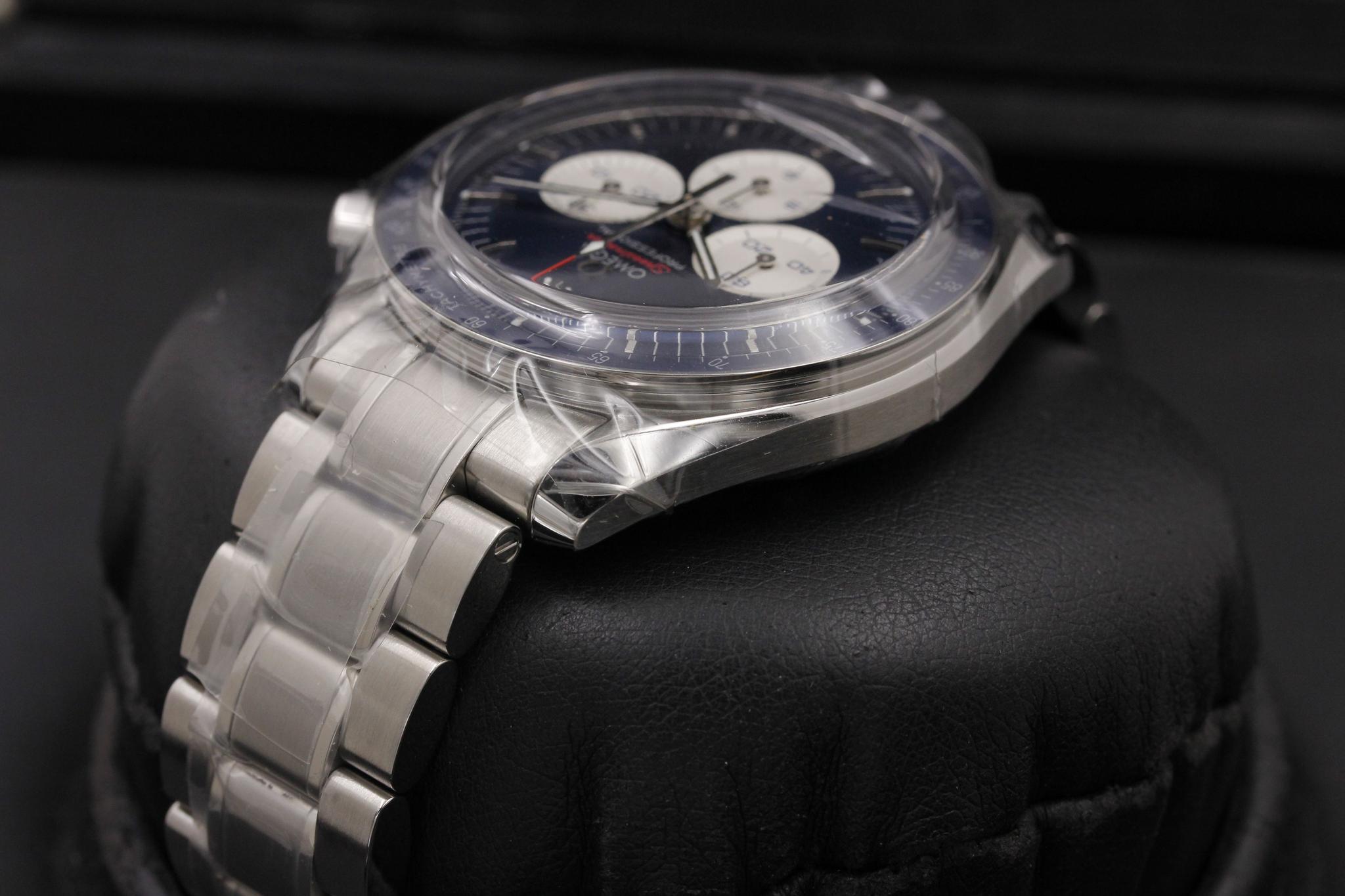 Watch Image 5
