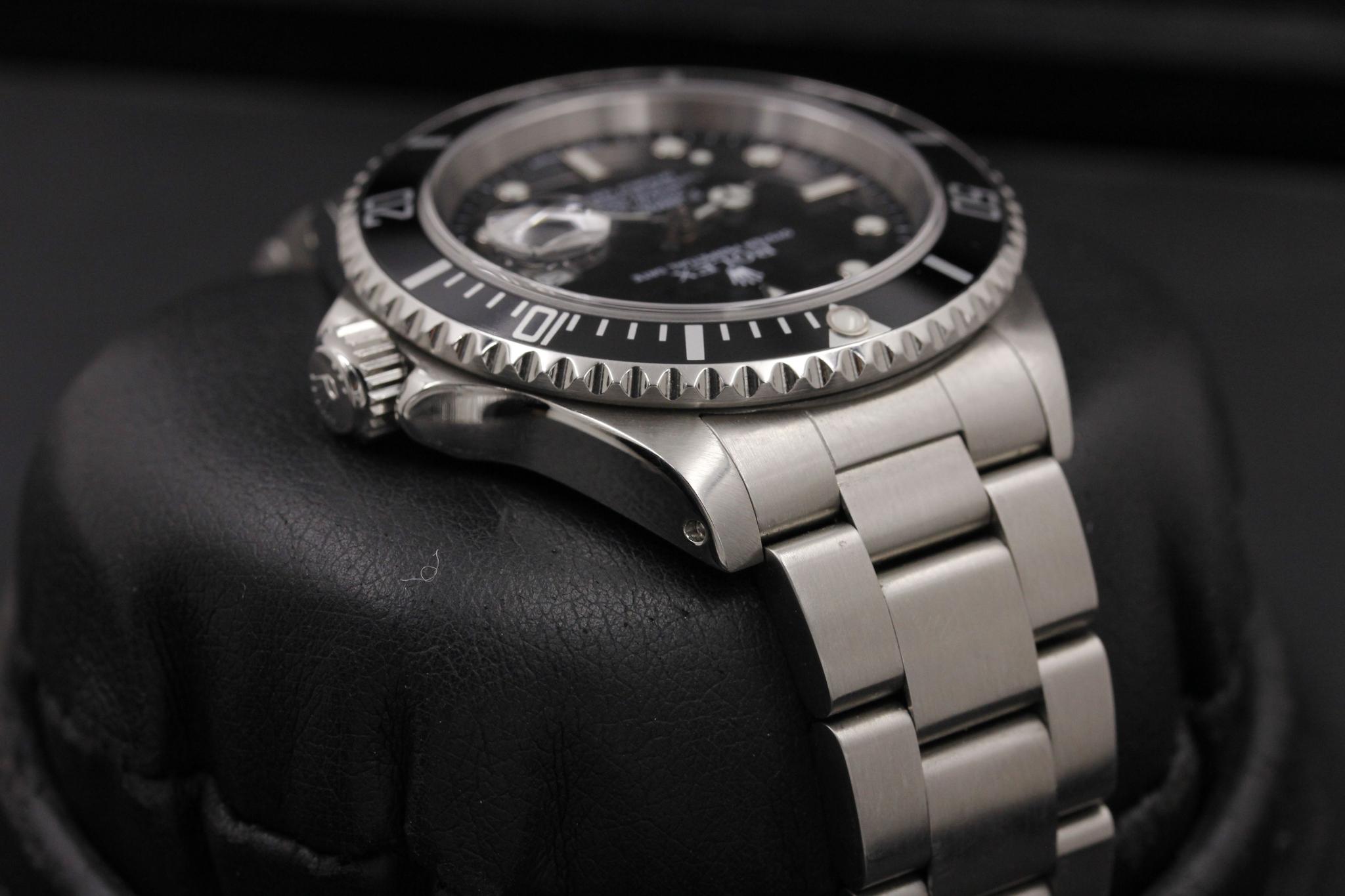 Watch Image 4