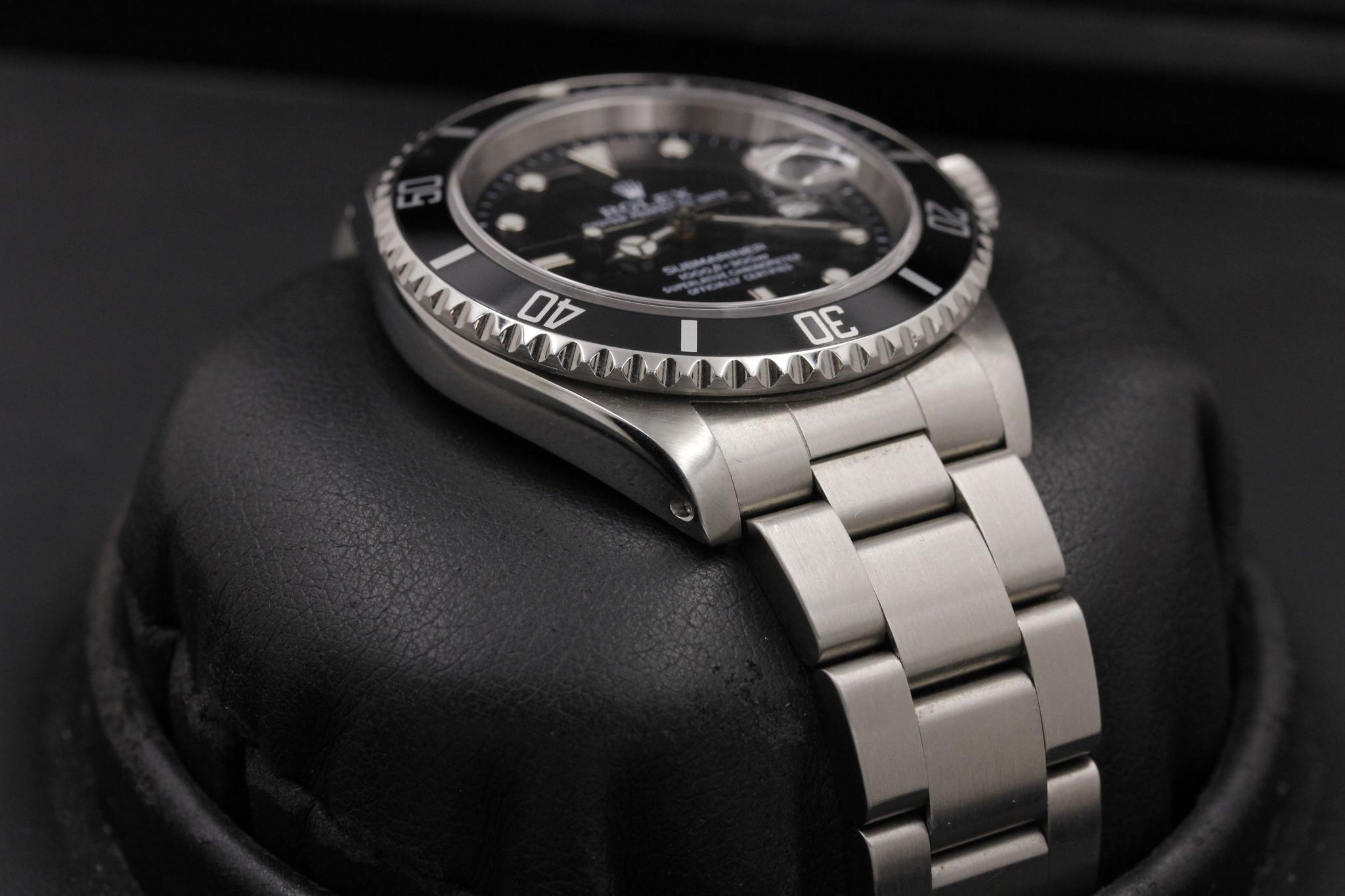 Watch Image 6
