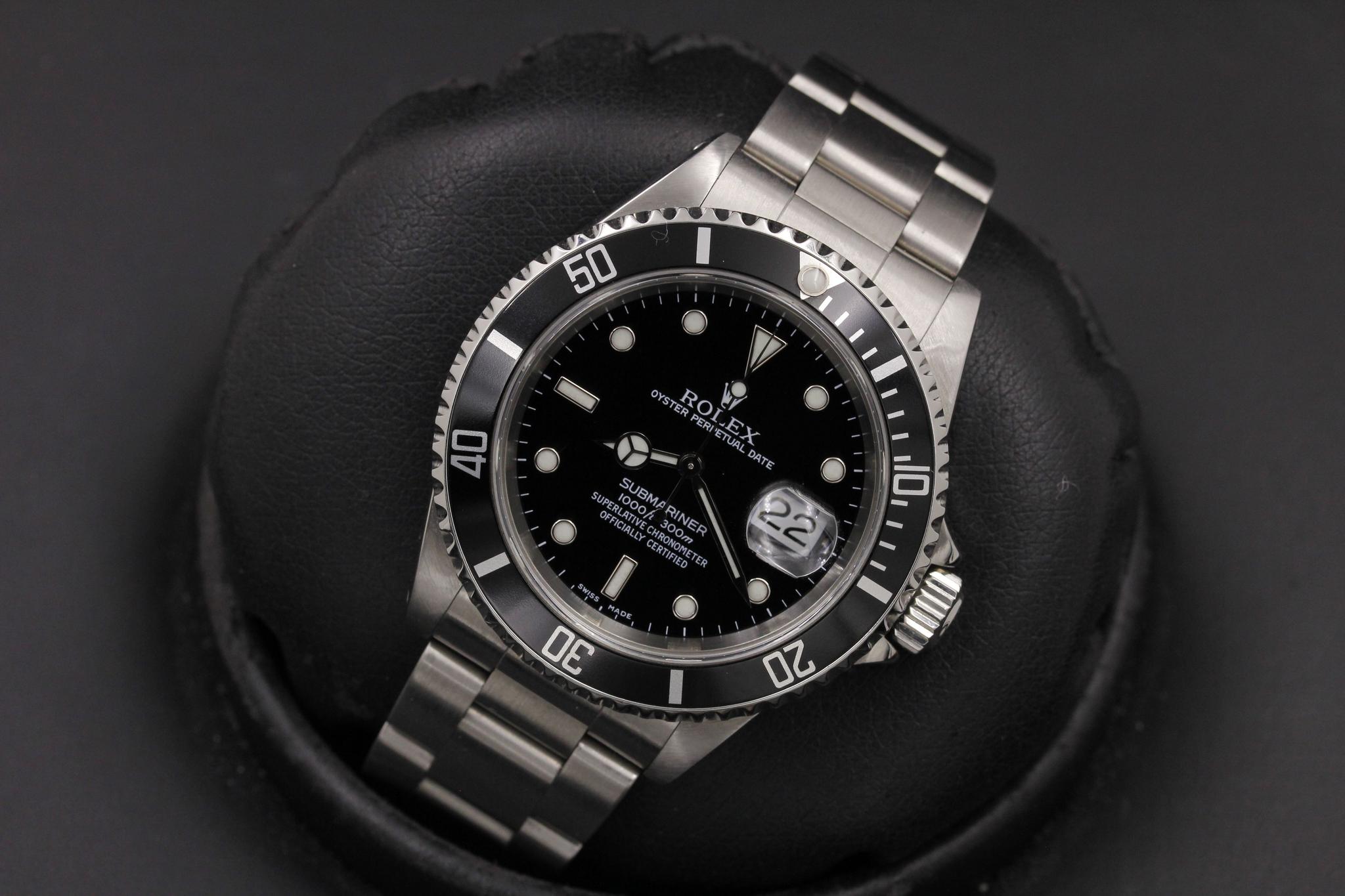 Watch Image 10