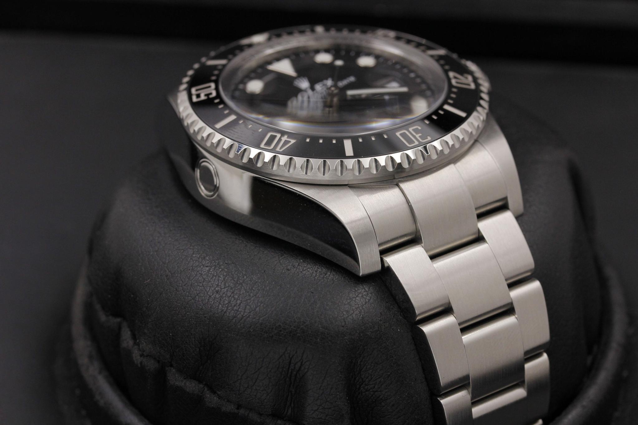 Watch Image 6