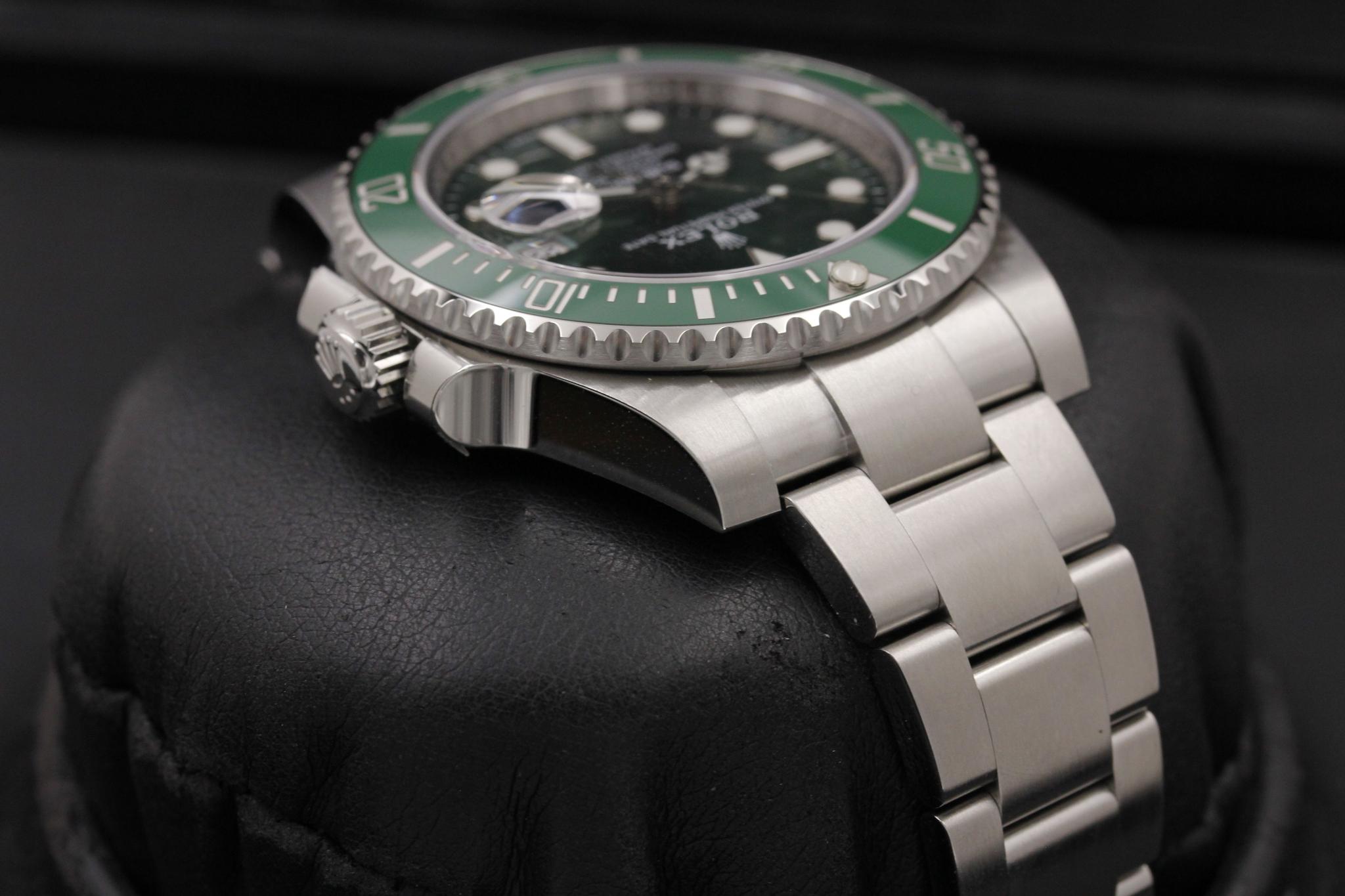 Watch Image 4