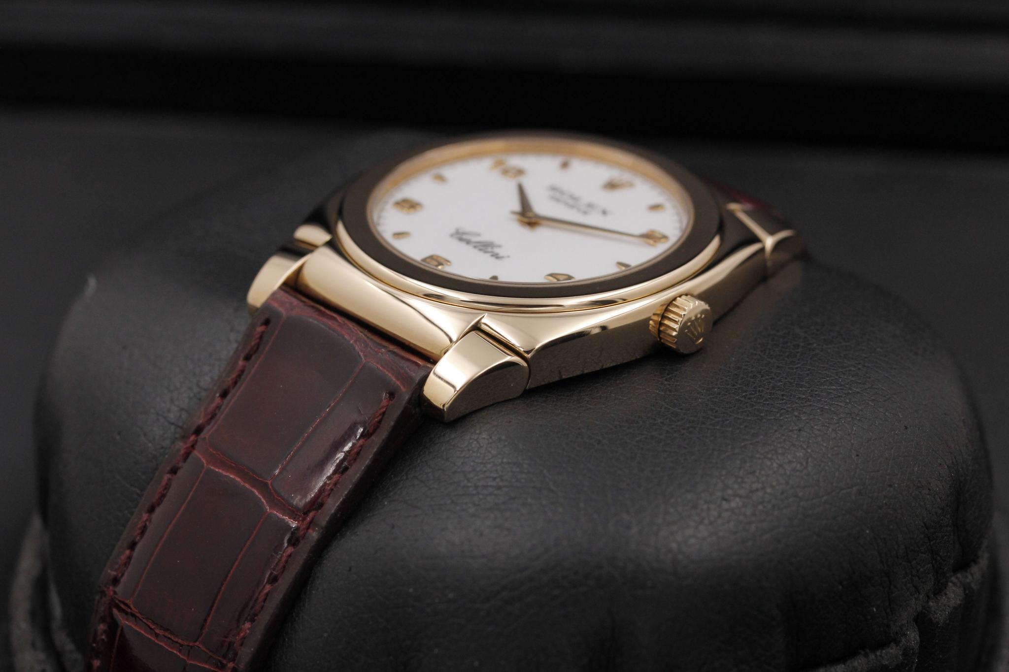 Watch Image 2