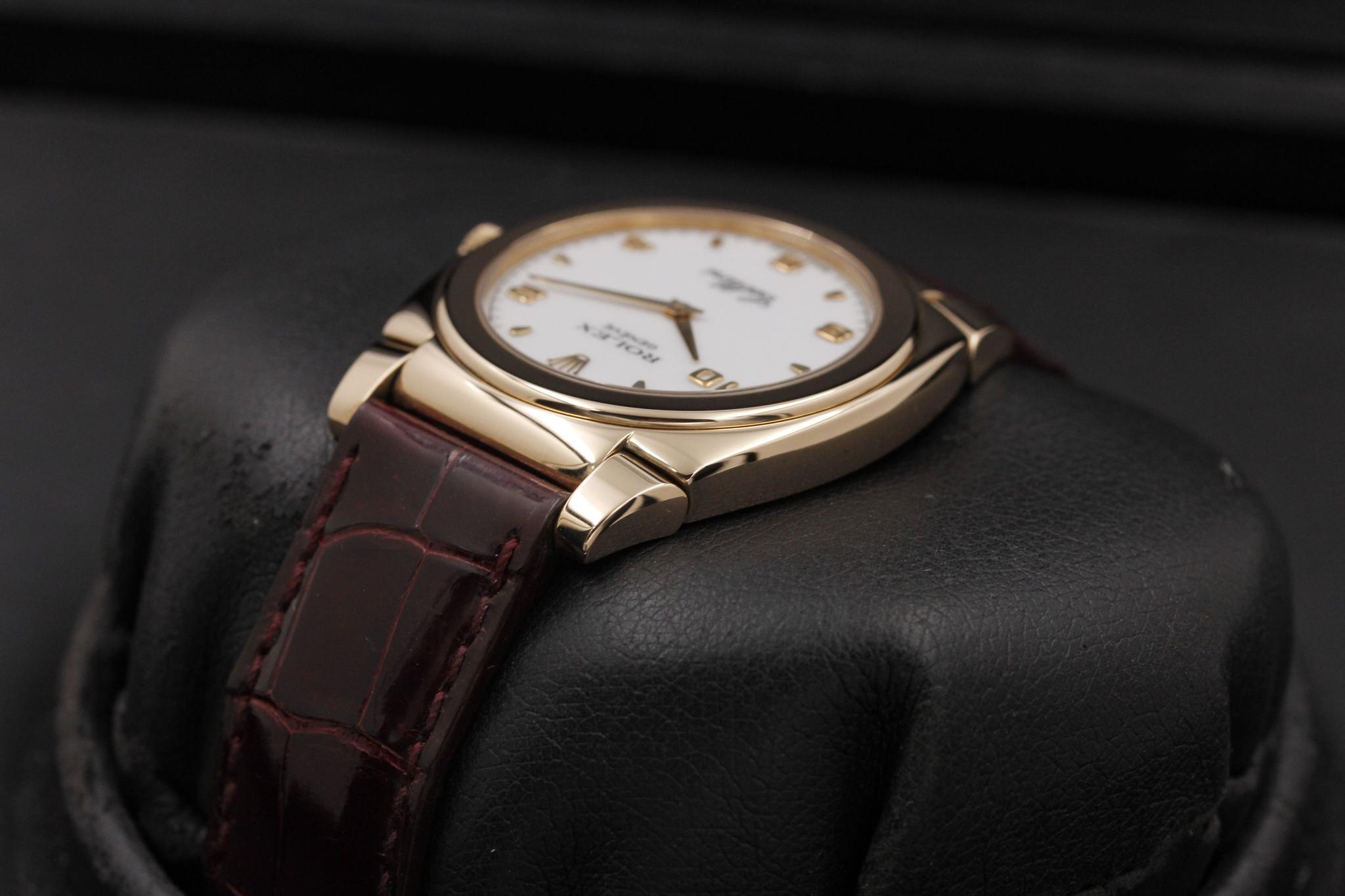 Watch Image 5