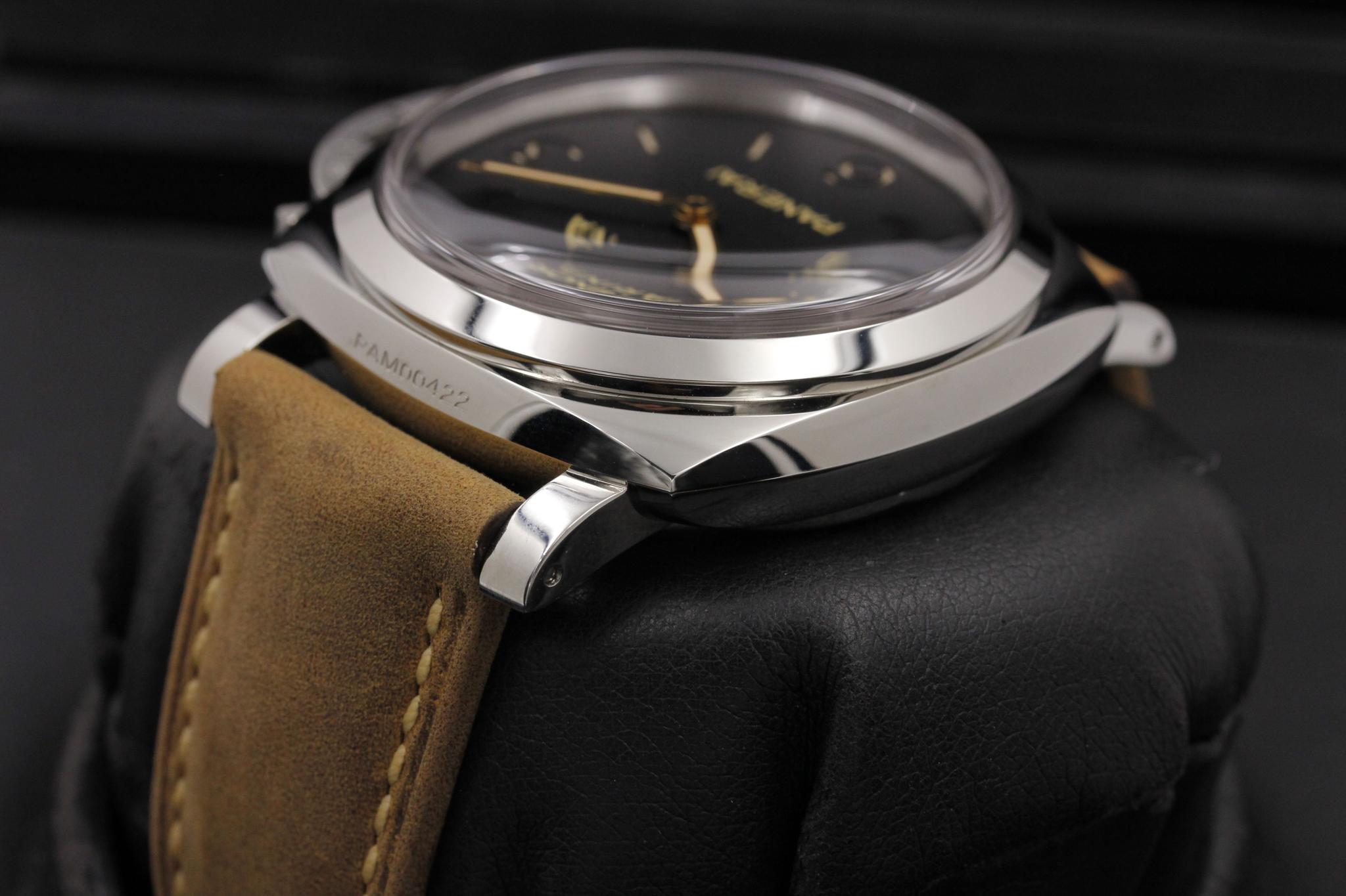 Watch Image 5
