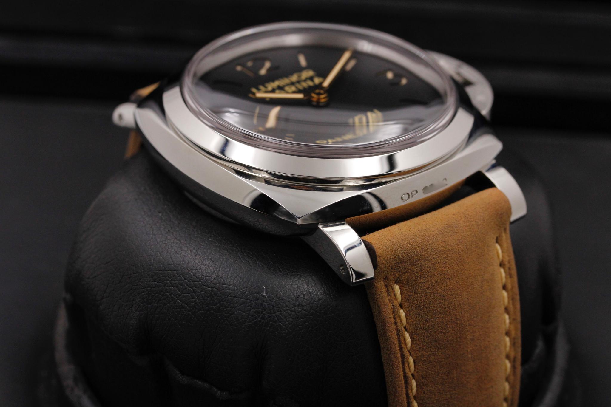 Watch Image 6