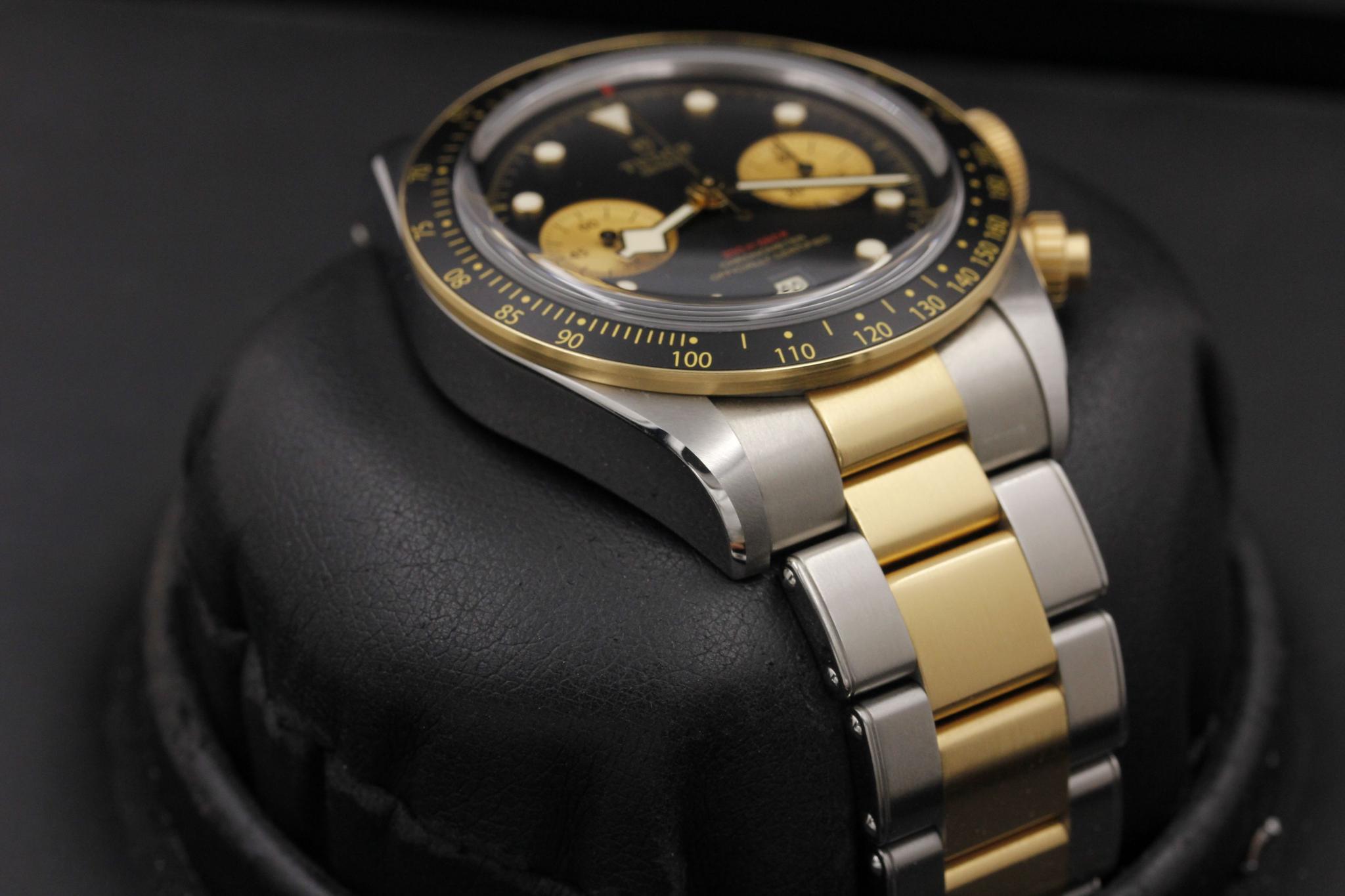 Watch Image 6