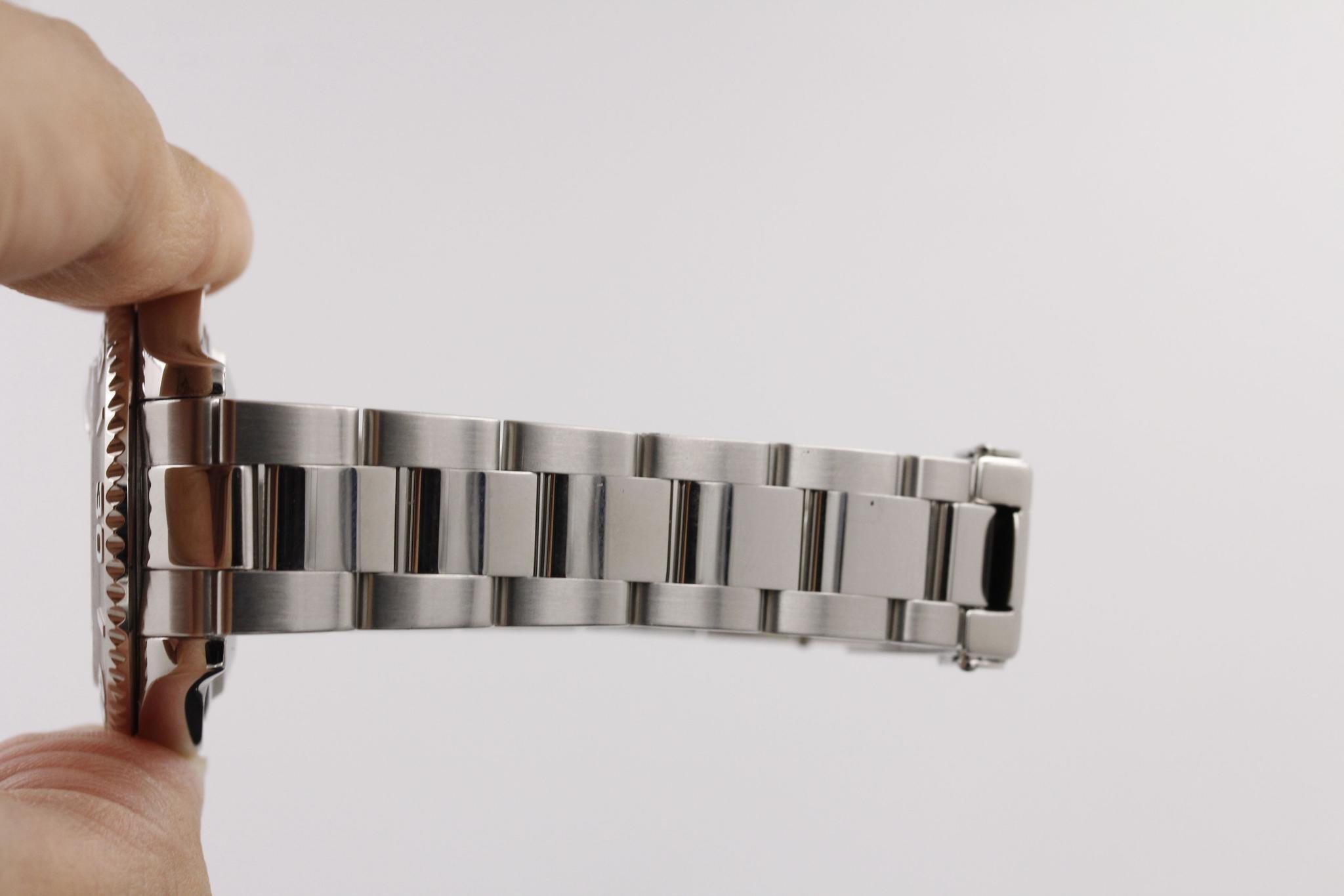 Watch Image 9