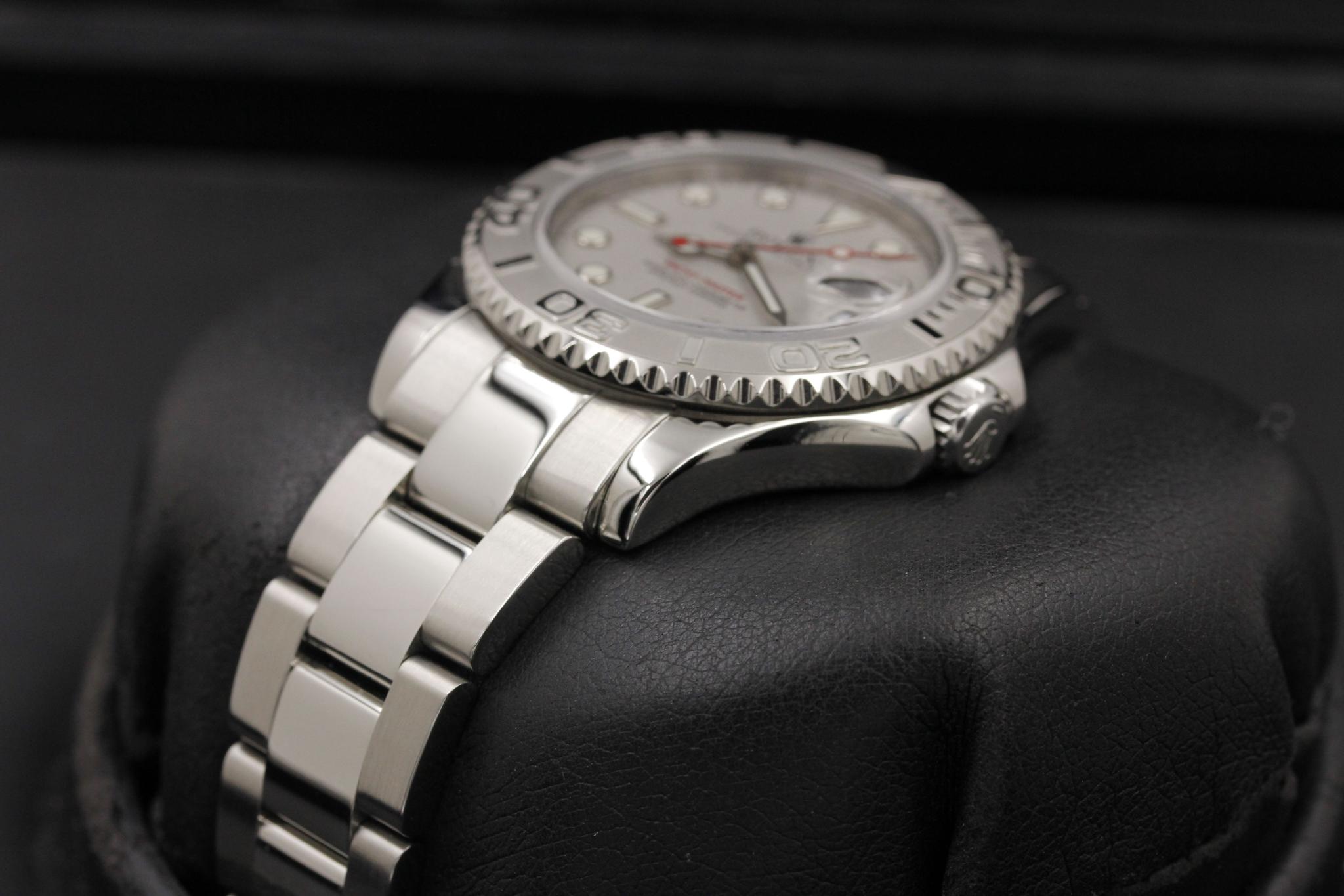 Watch Image 2