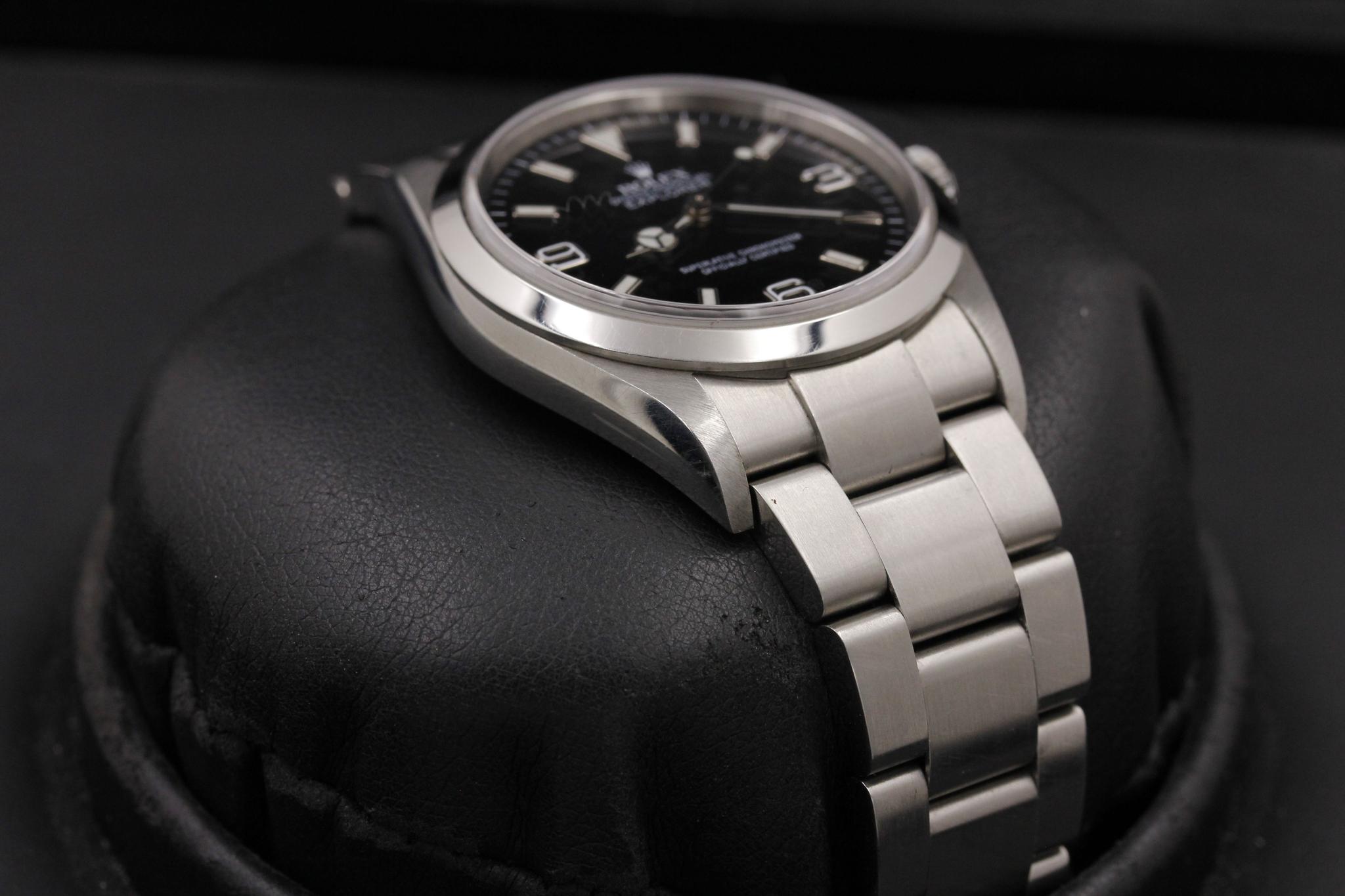 Watch Image 6